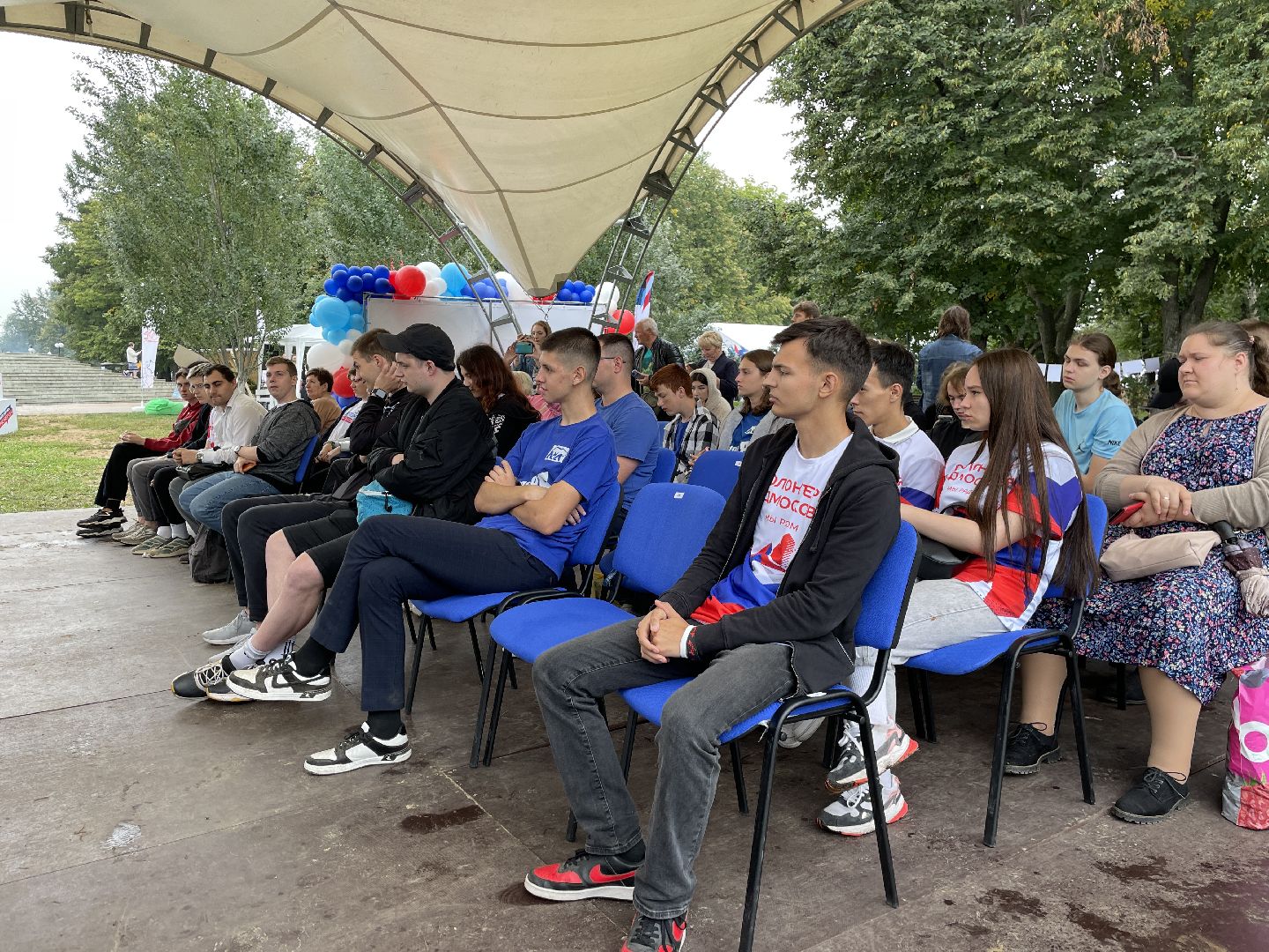 Спорт, киберспорт, дискуссия, жители