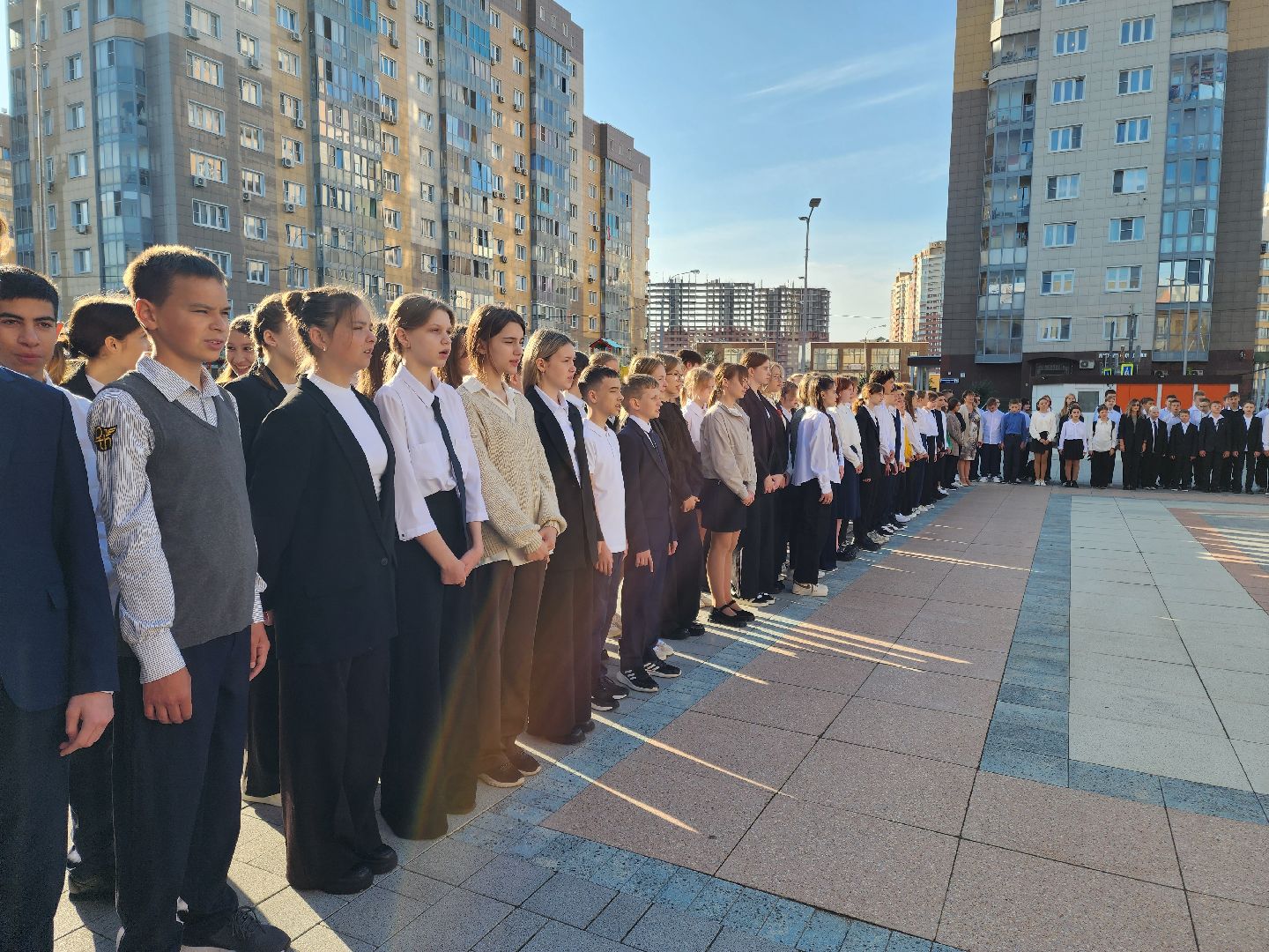 Подольск, школа, линейка, патриотизм, разговоры о важном