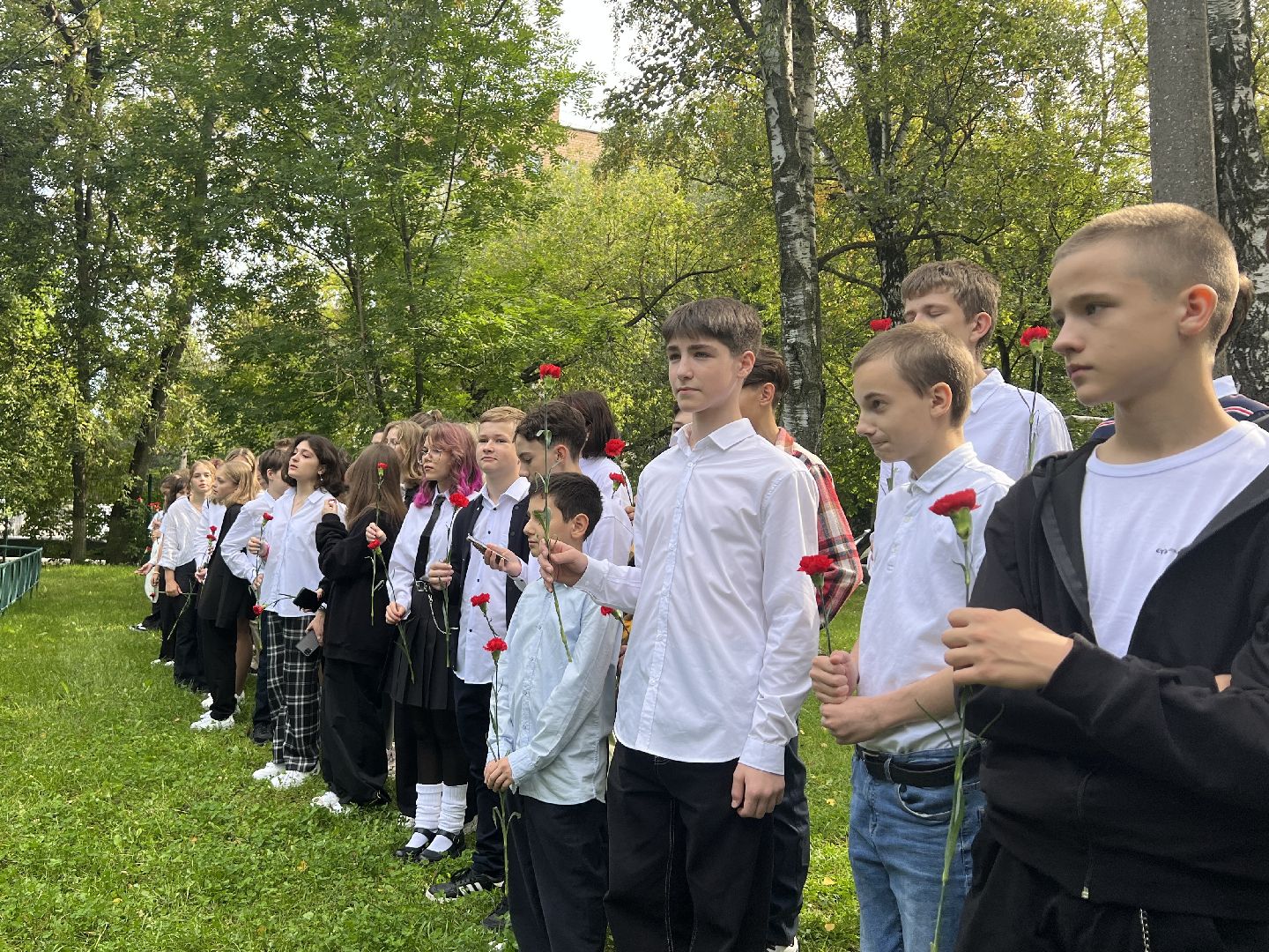 Химки, День памяти жертв беслана, монумент, терроризм, школа