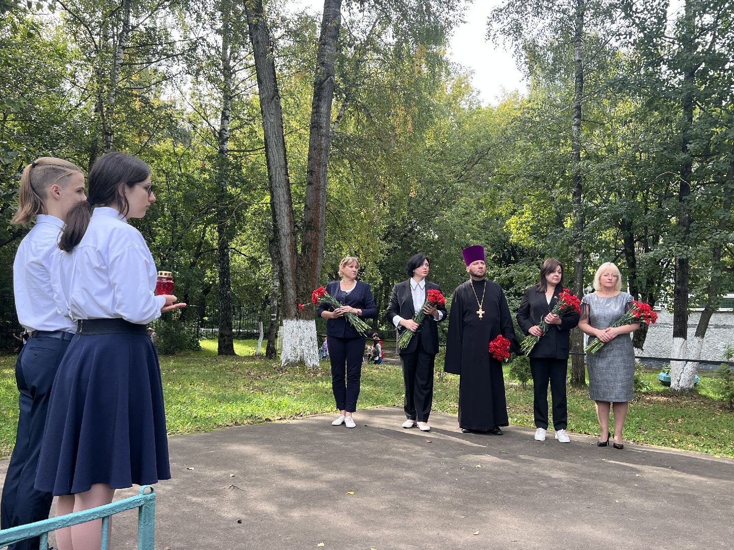 Химки, День памяти жертв беслана, монумент, терроризм, школа