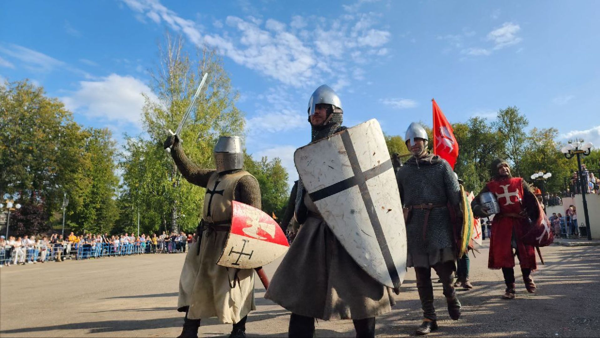 Дмитров, Яхрома, Клим Жуков