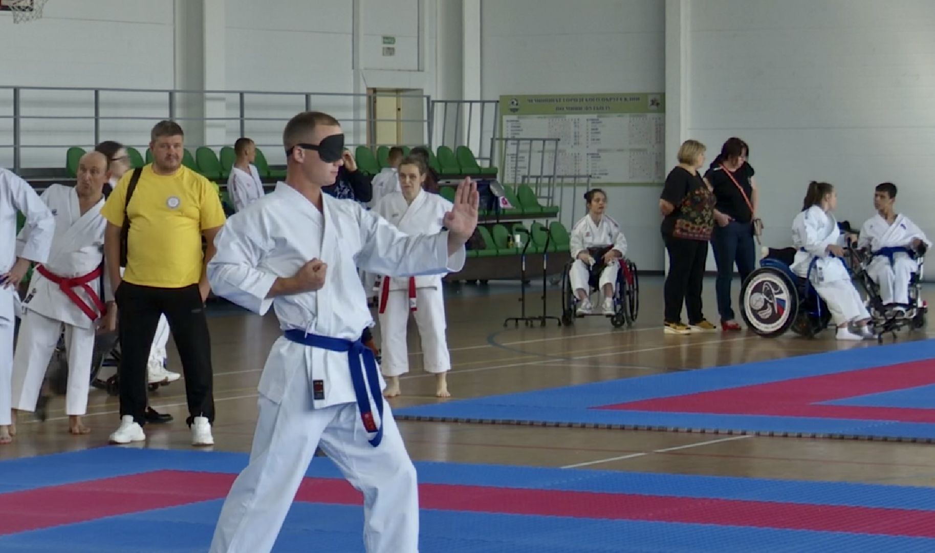 Клин, спорт, общество, люди, каратэ