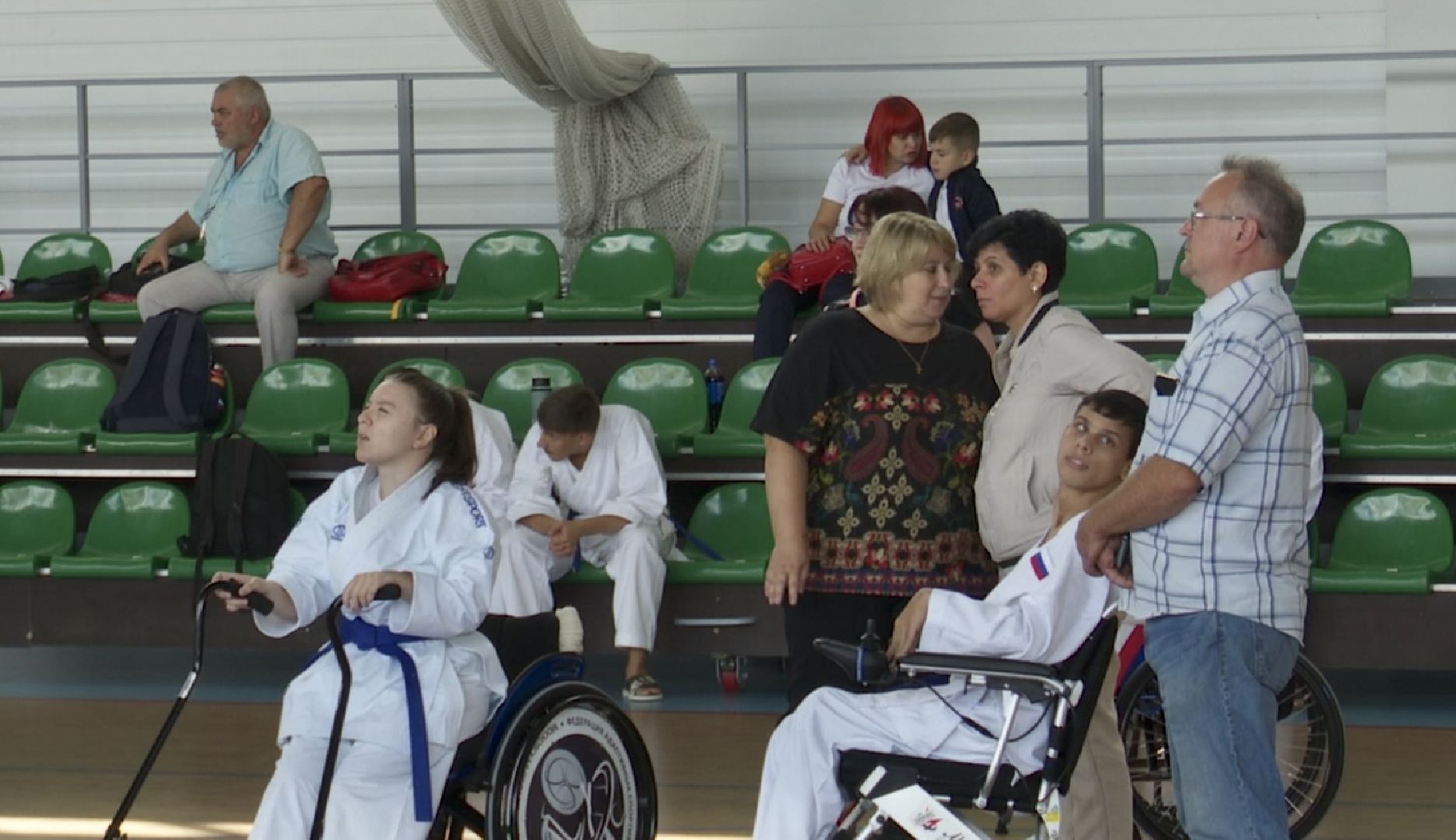 Клин, спорт, общество, люди, каратэ