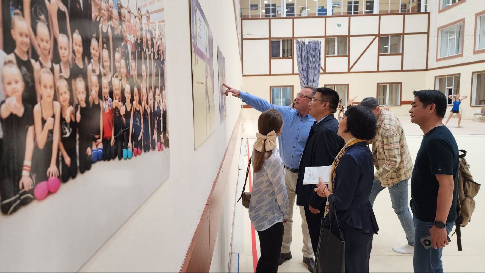 Дмитров, Чжаоцин, КНР