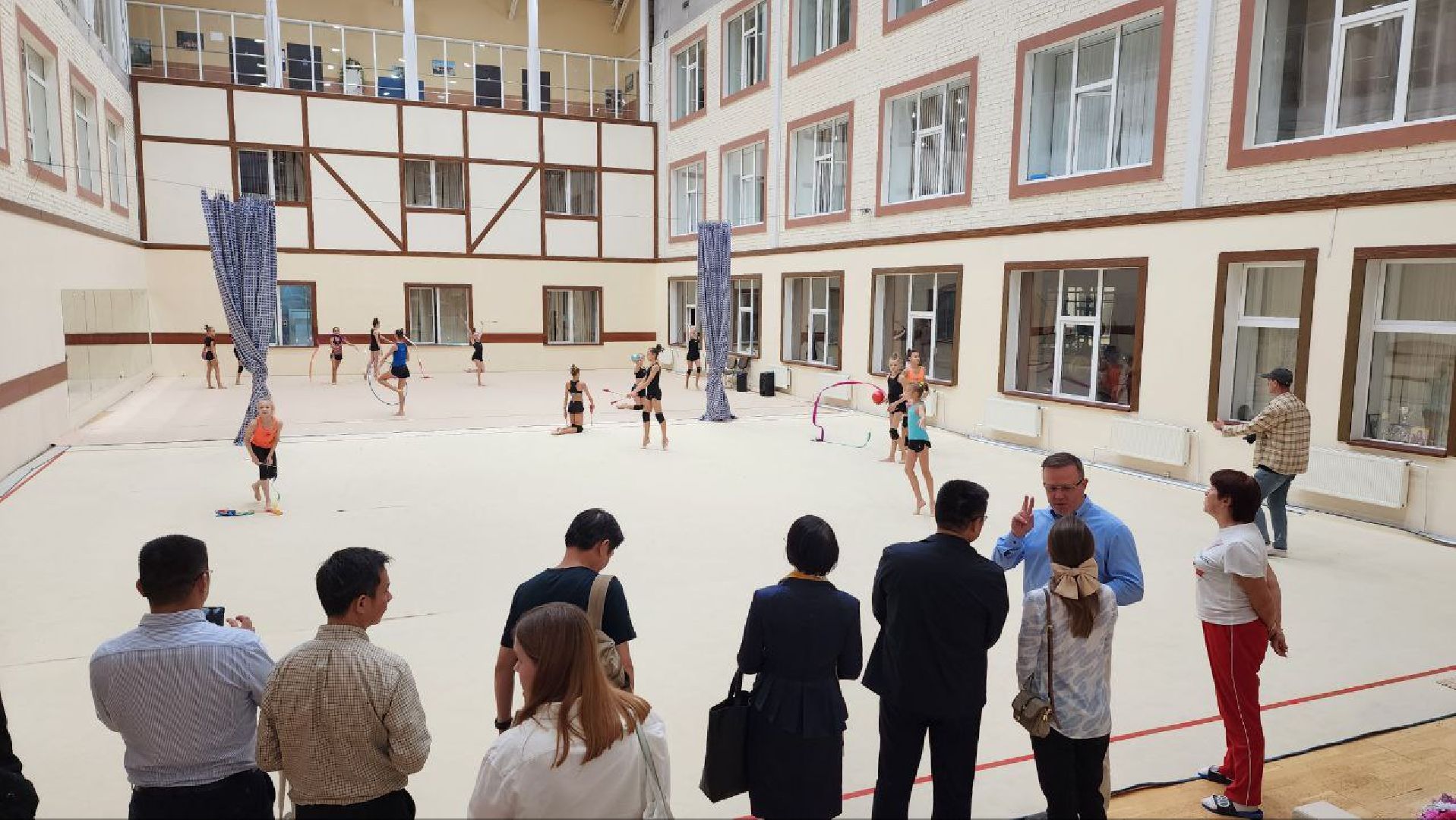 Дмитров, Чжаоцин, КНР