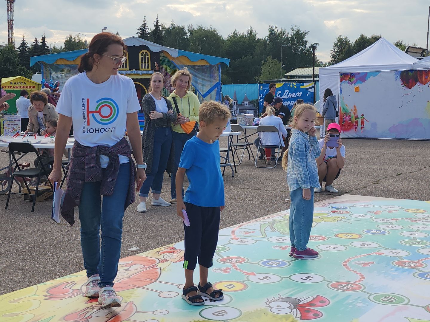 настольные игры; горки ленинские; досуг; игра