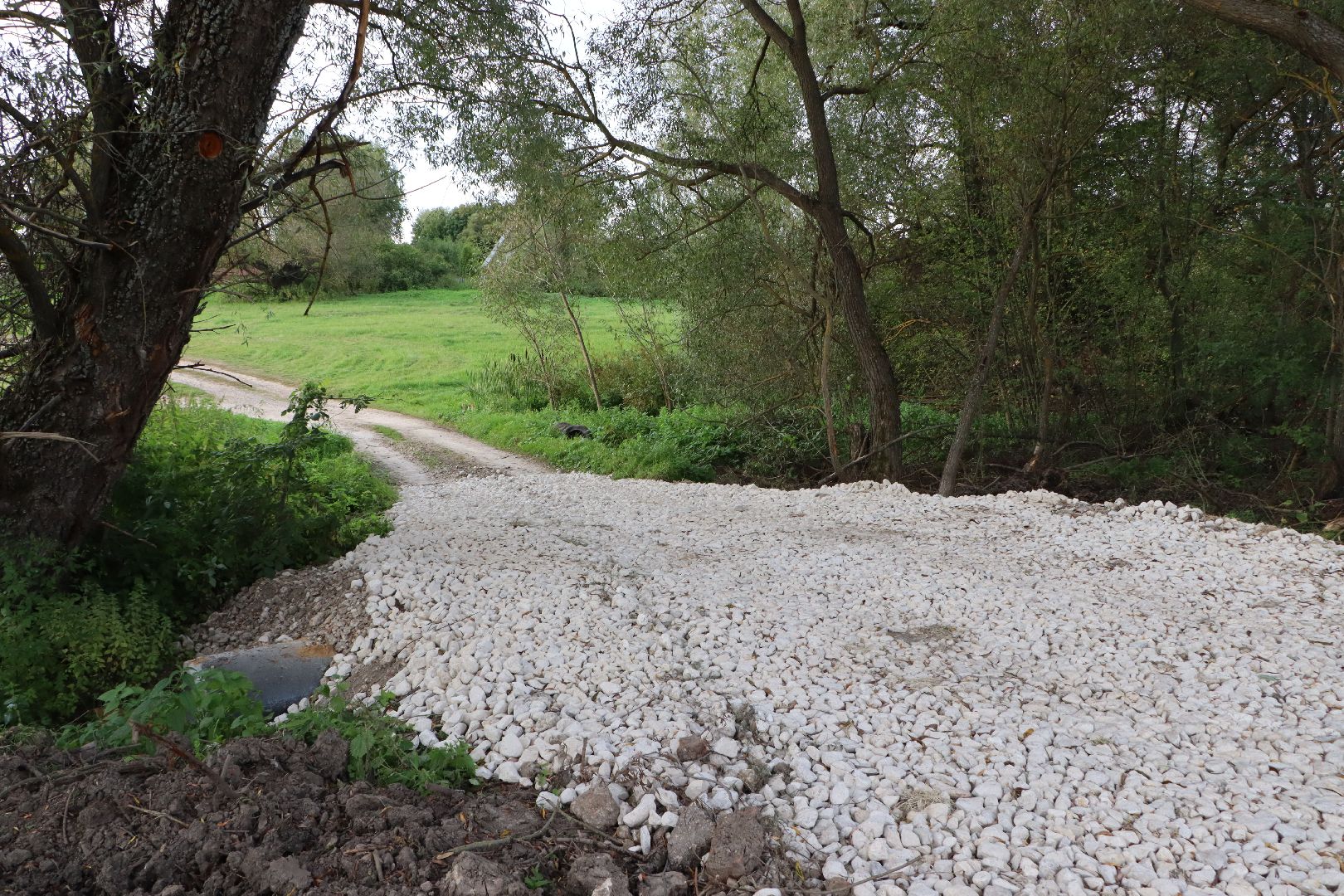 Серебряные Пруды, плотина