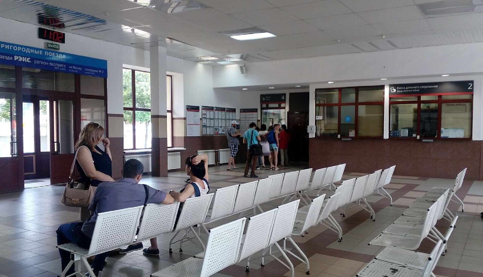 Звенигород, пригородные поезда, льгота для школьников и студентов