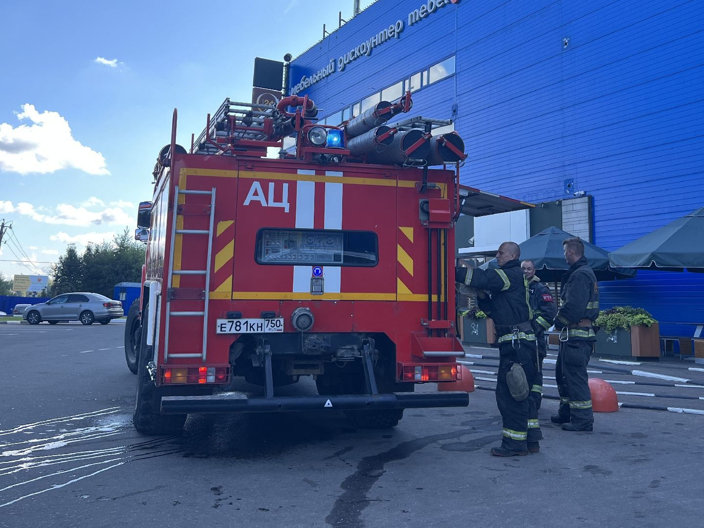 Химки, эвакуация, пожарные, МЧС, тренировочная эвакуация