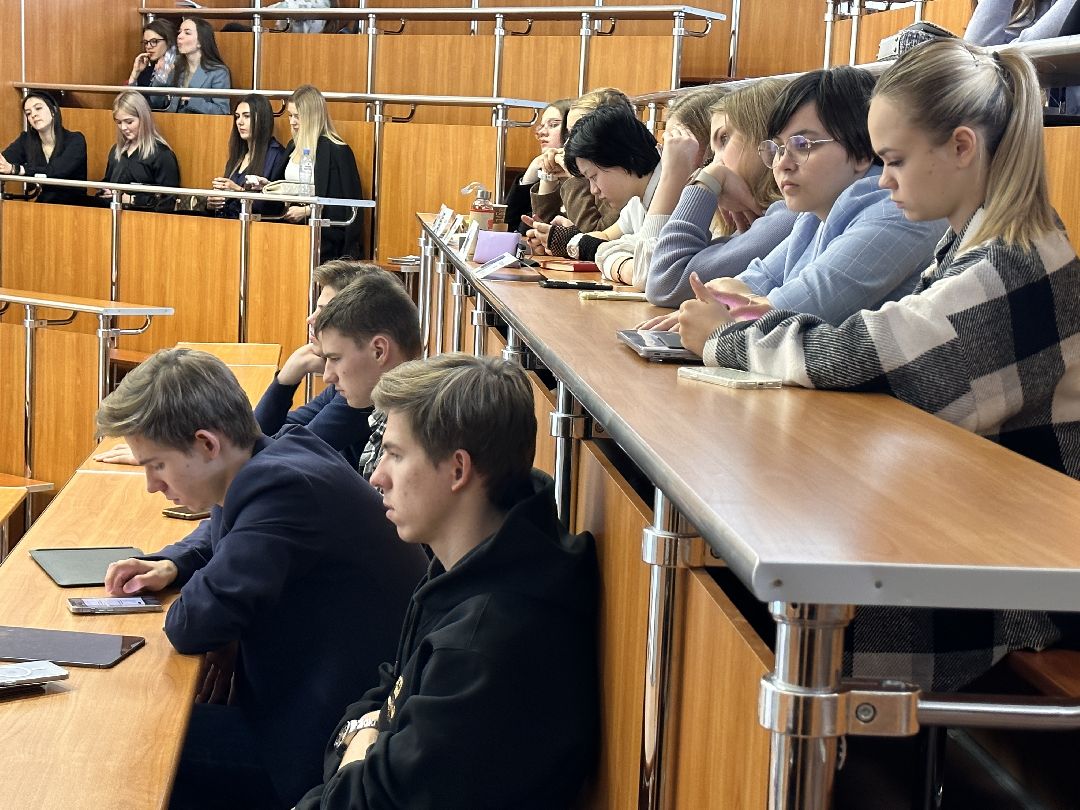 Одинцово, Образование, МГИМО, Модель ООН, Мишонова