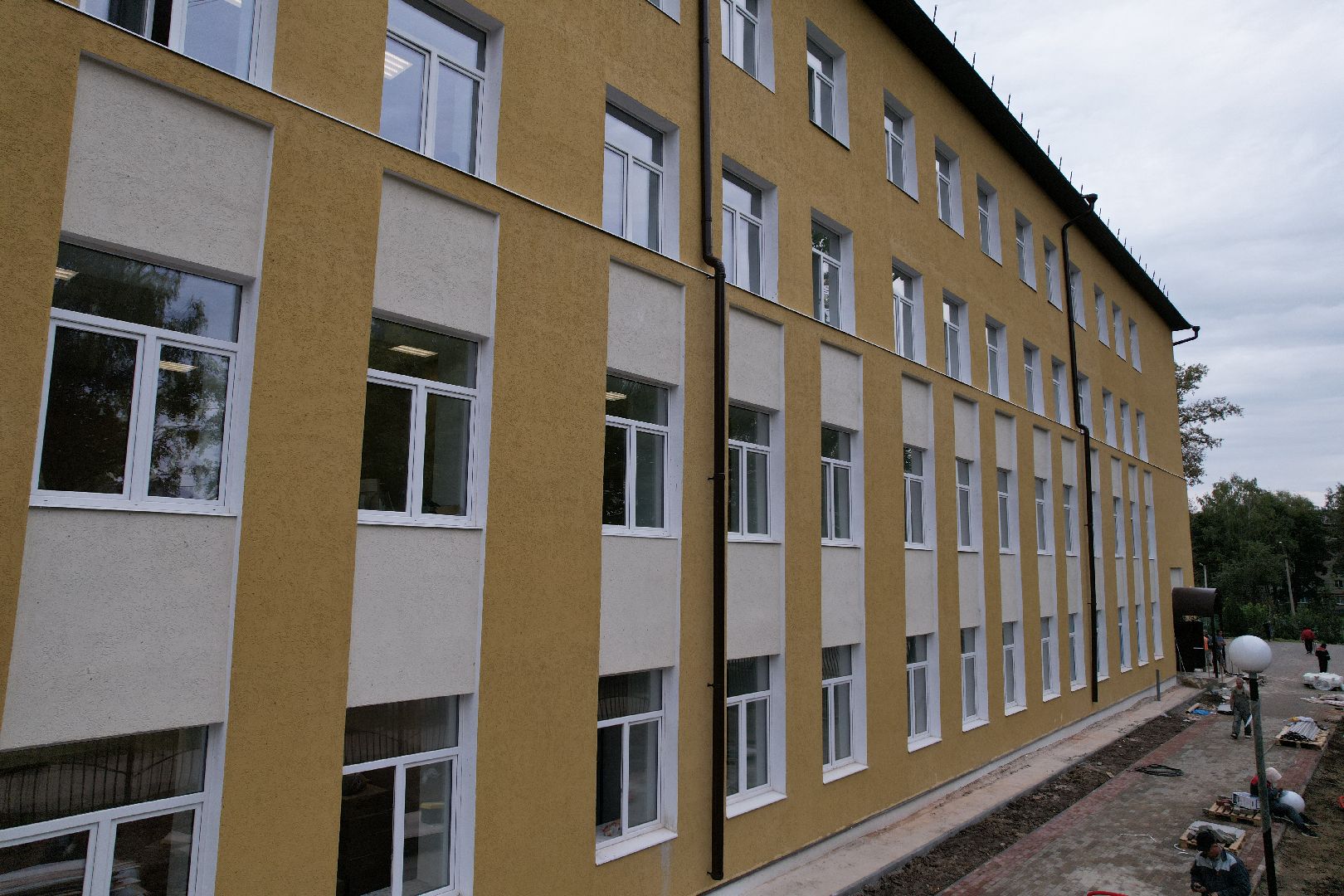 школа, стройка,дети, видео с коптера,