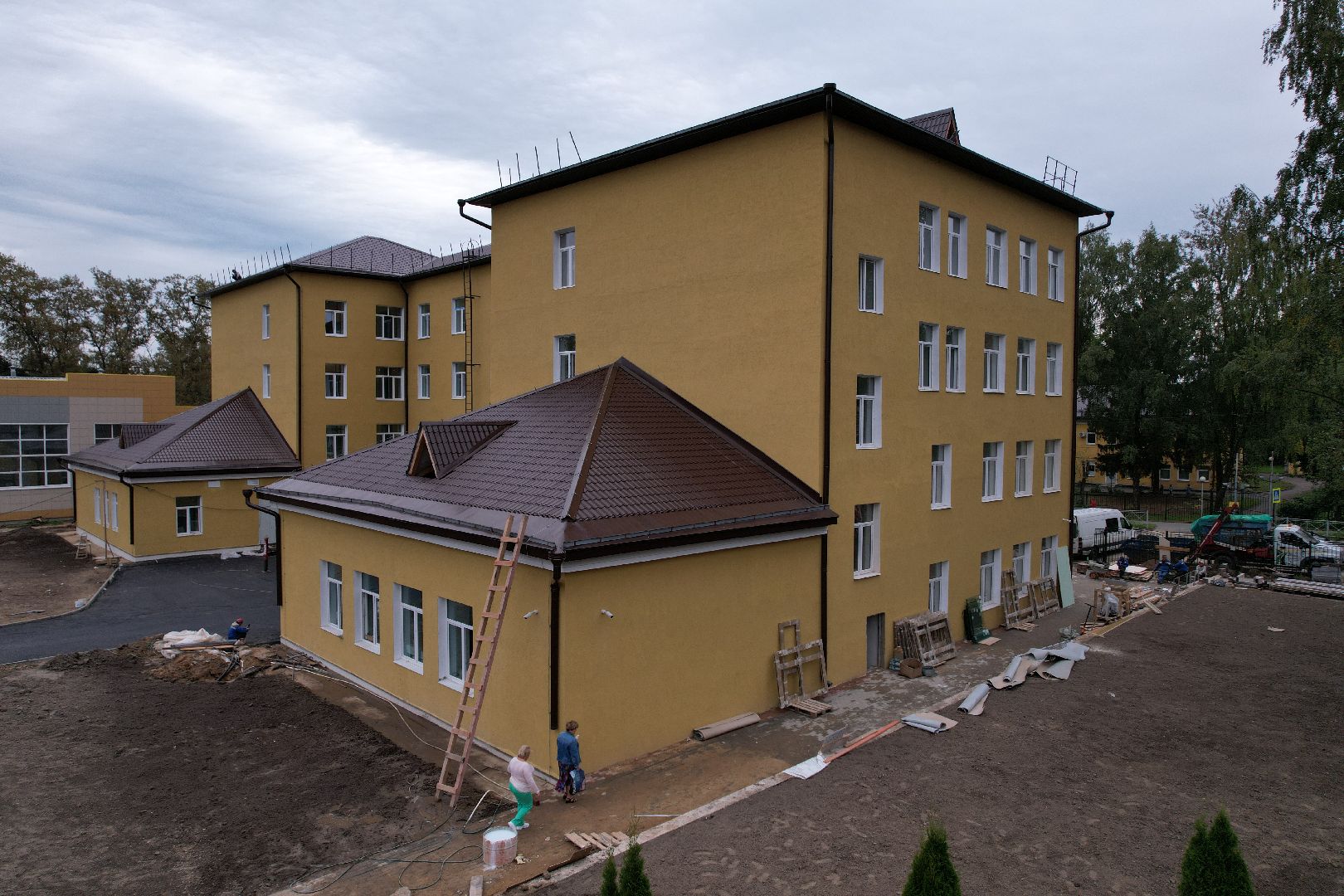 школа, стройка,дети, видео с коптера,