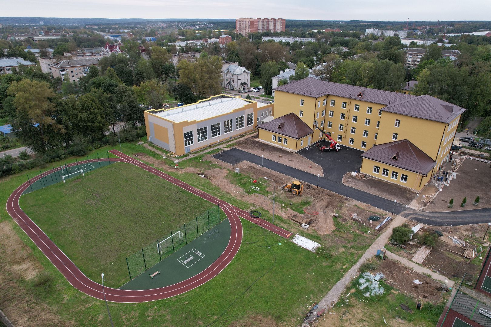 школа, стройка,дети, видео с коптера,