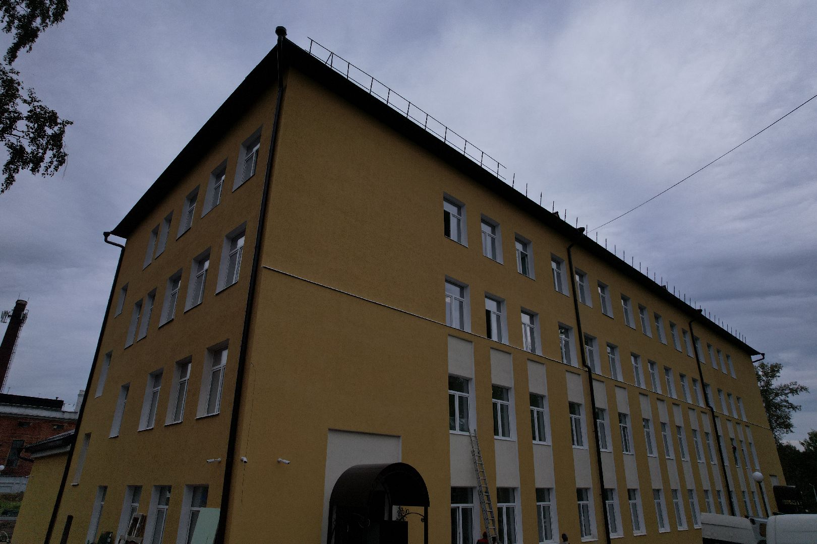 школа, стройка,дети, видео с коптера,