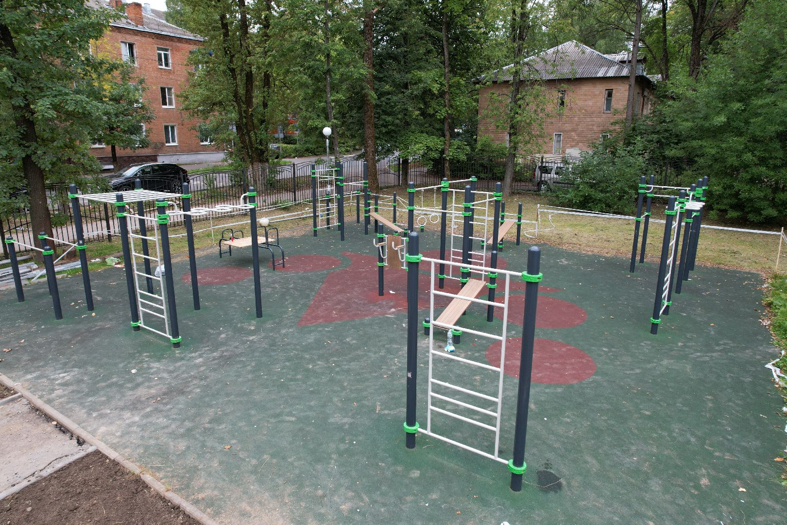 школа, стройка,дети, видео с коптера,