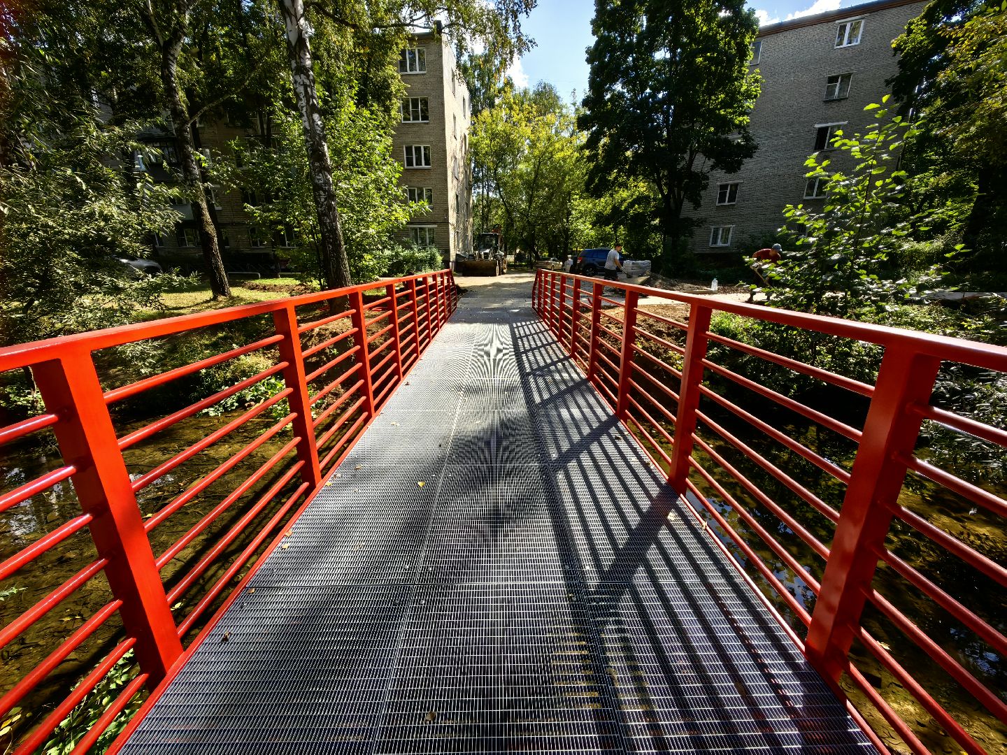 Сквер, обустройство, газон