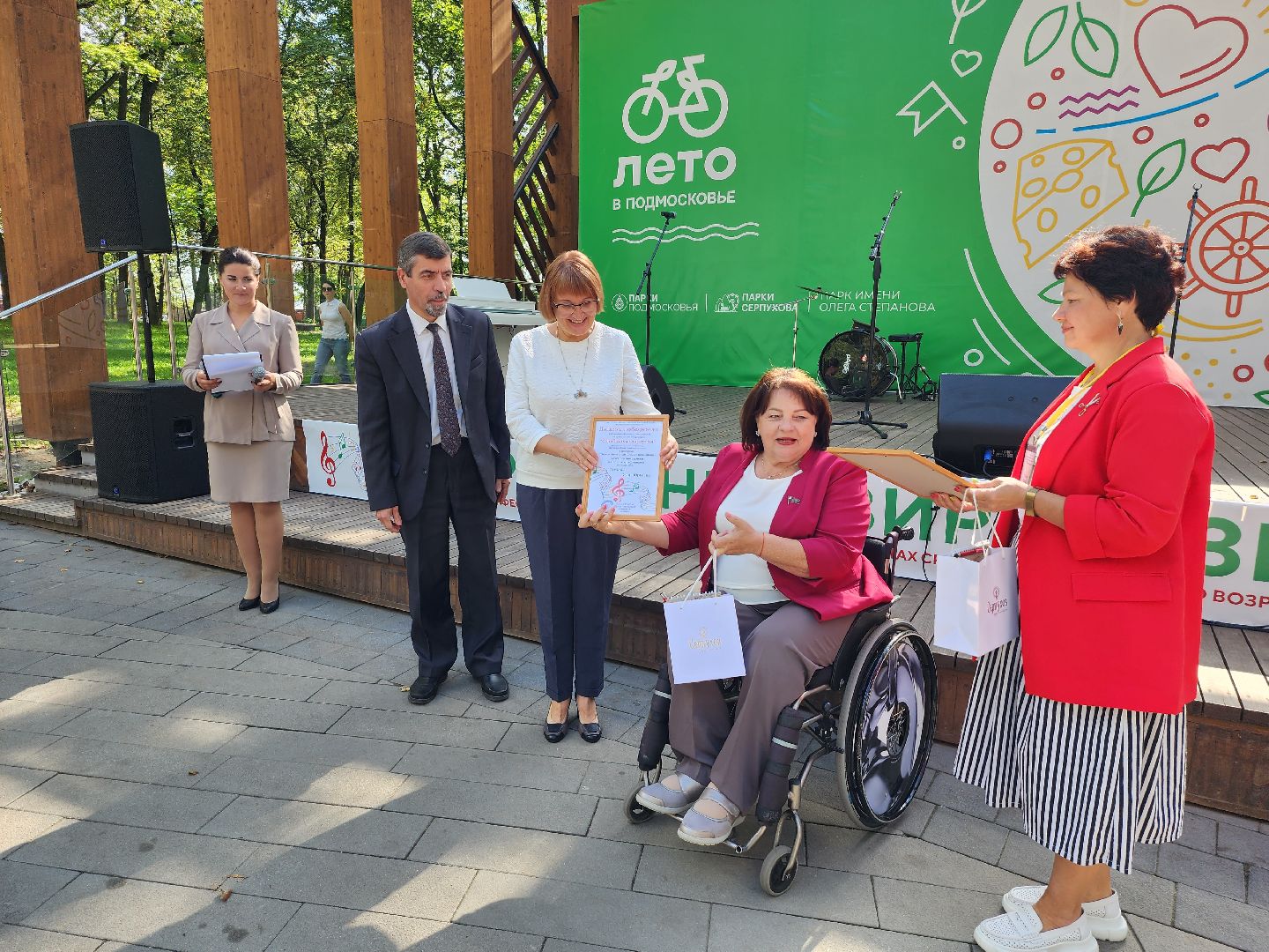 фестиваль, активное долголетие, серпухов, парк олега степанова, серебряные виртуозы,