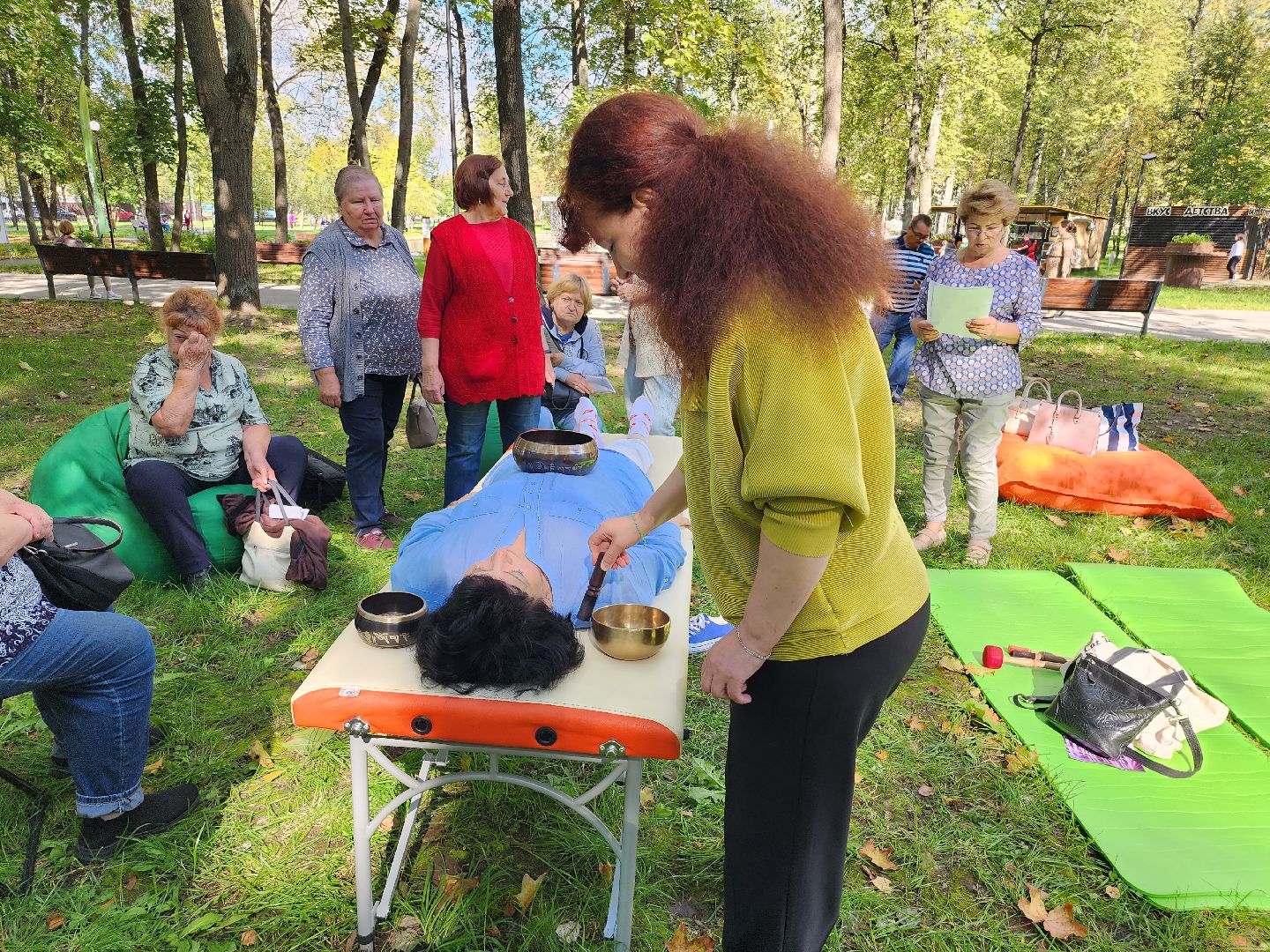 активное долголетие, серпухов, медитация, парк олега степанова, поющие чаши, психолог,