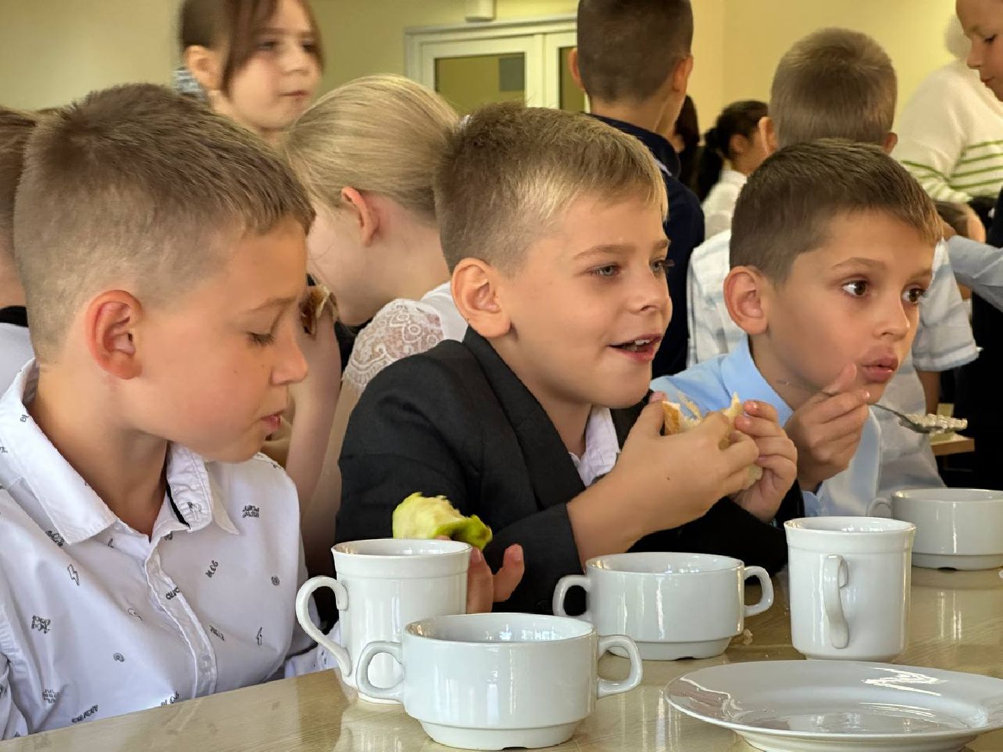 Реутов, образование, школы. столовая. еда, меню новые блюда