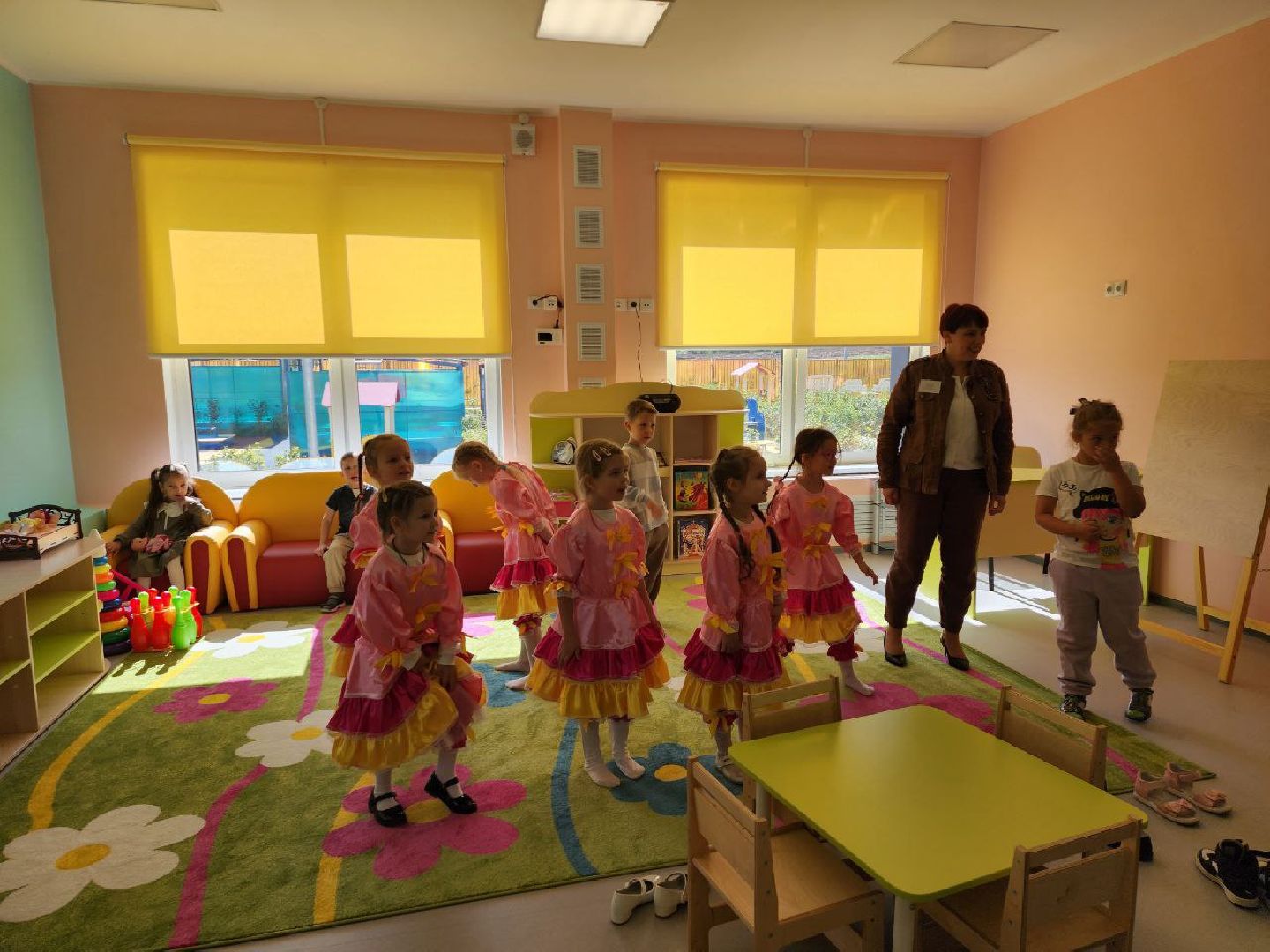 детский сад, дети; образование; инфраструктура