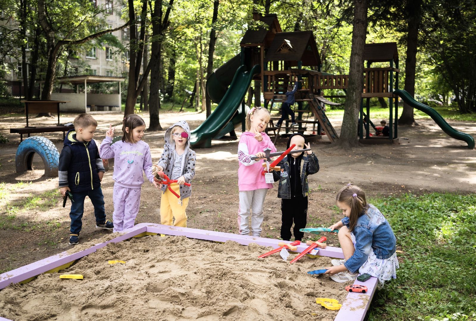 Балашиха, Подмосковье, общество, дети игровые зоны, песочницы, центры реабилитации