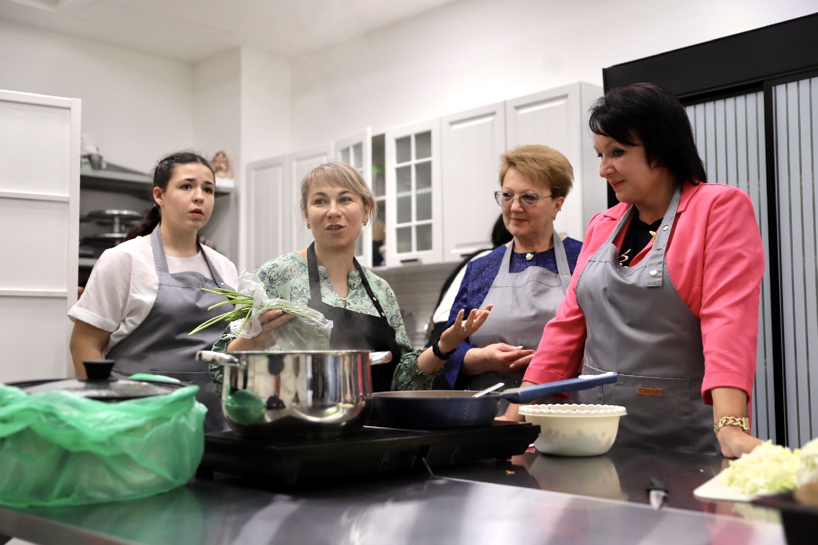 Солнечногорск, готовка, борщ, женщины, студия