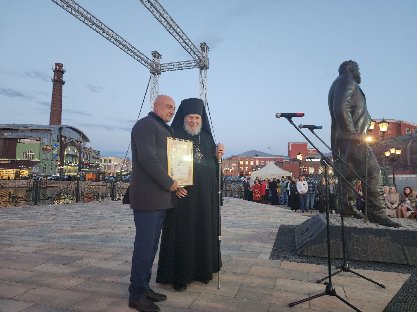 Памятник, Арсений Морозов, меценат, Ногинск, Богородский городской округ