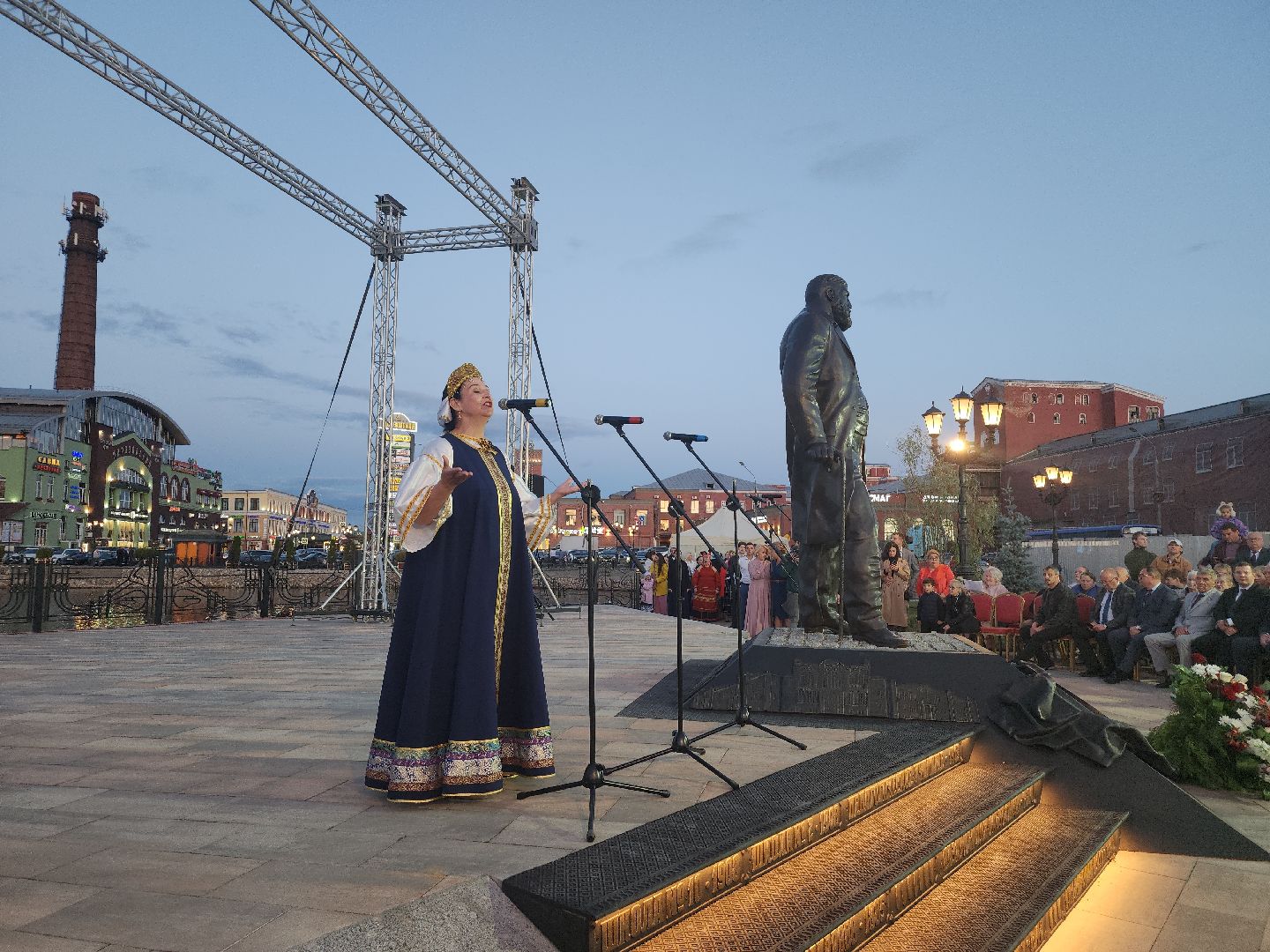 Памятник, Арсений Морозов, меценат, Ногинск, Богородский городской округ