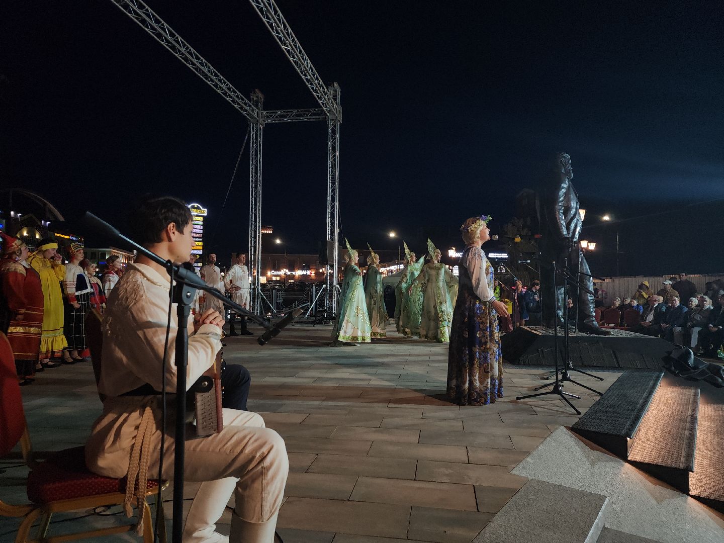 Памятник, Арсений Морозов, меценат, Ногинск, Богородский городской округ