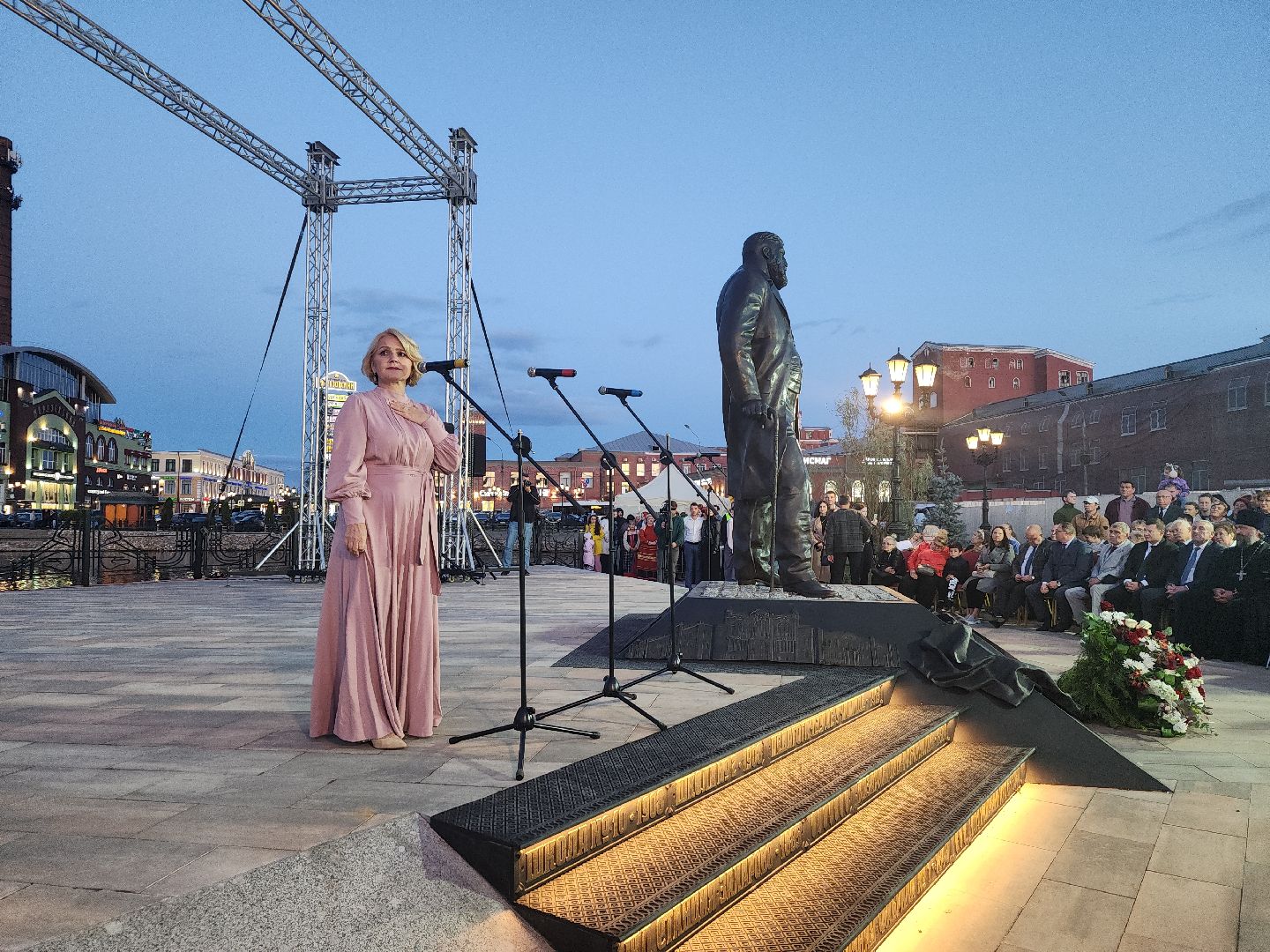 Памятник, Арсений Морозов, меценат, Ногинск, Богородский городской округ
