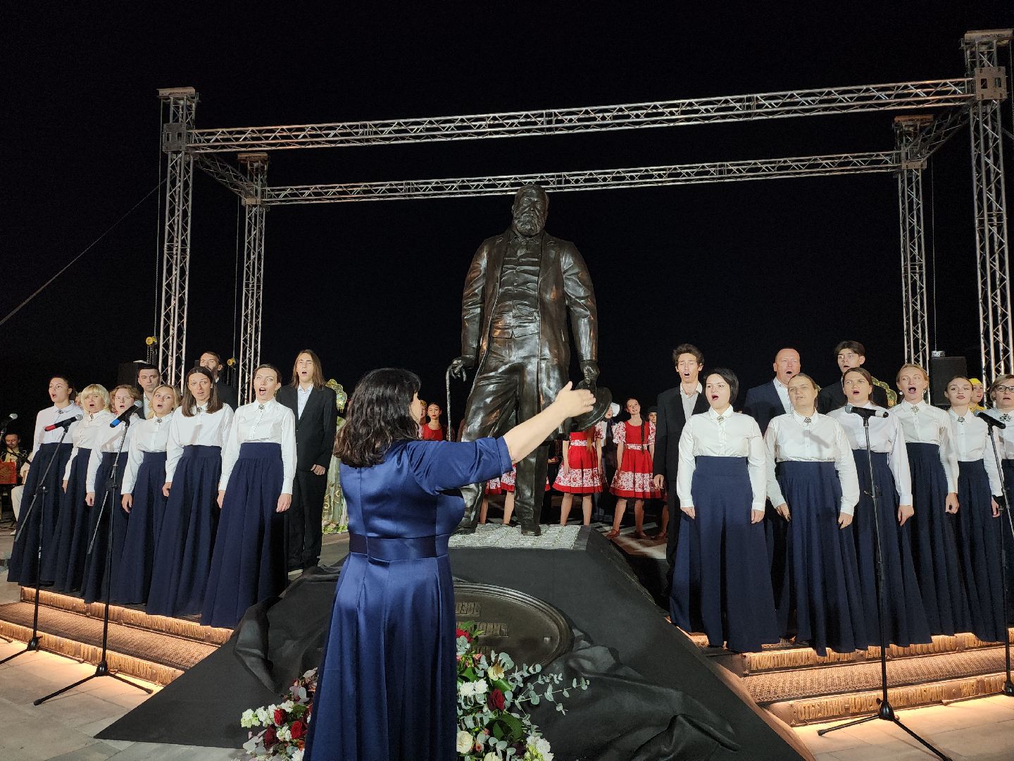 Памятник, Арсений Морозов, меценат, Ногинск, Богородский городской округ