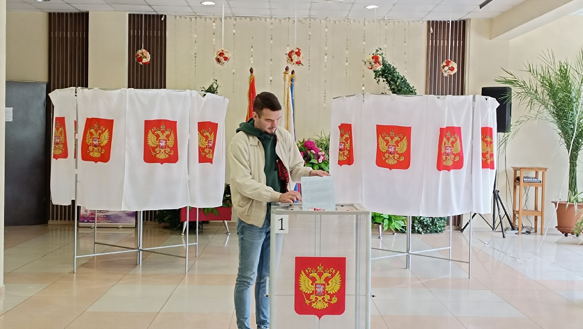 Лобня, общество, выборы