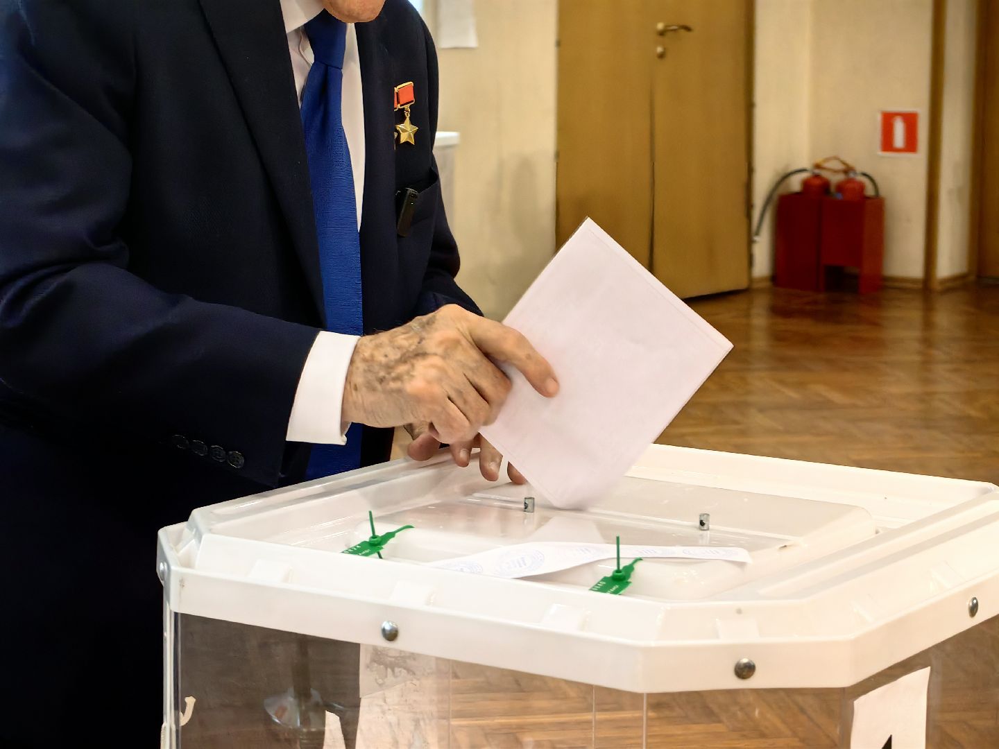 Выборы, лётчик, космос, орбита