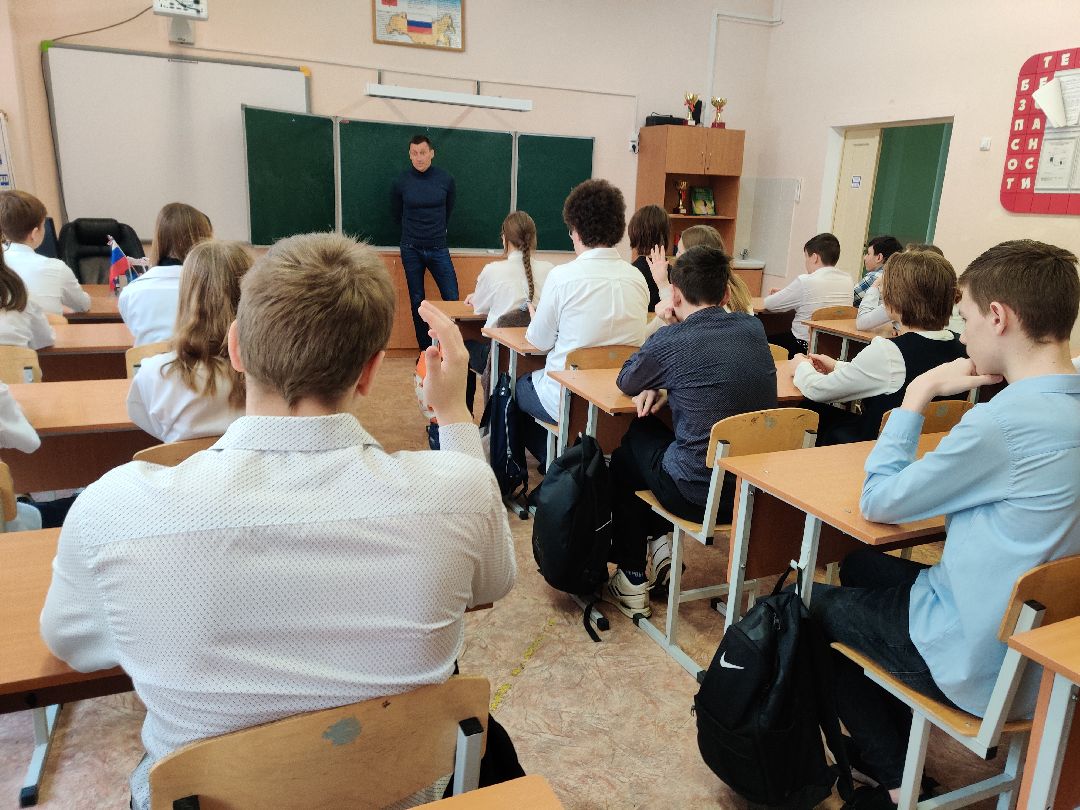 Красноармейск, урок мужества, Донбасс, спецоперация, Мособлдума