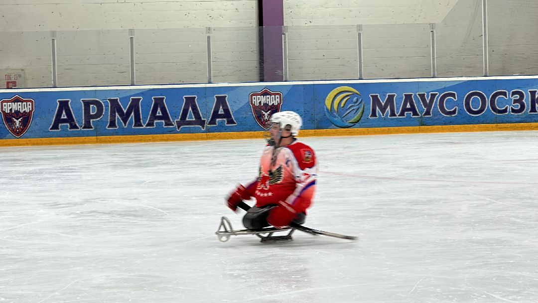 Спорт, Возвращение в жизнь, Паралимпийцы, Подмосковье, Слэдж-хоккей, Вадим Селюкин, Личным примером, Одинец