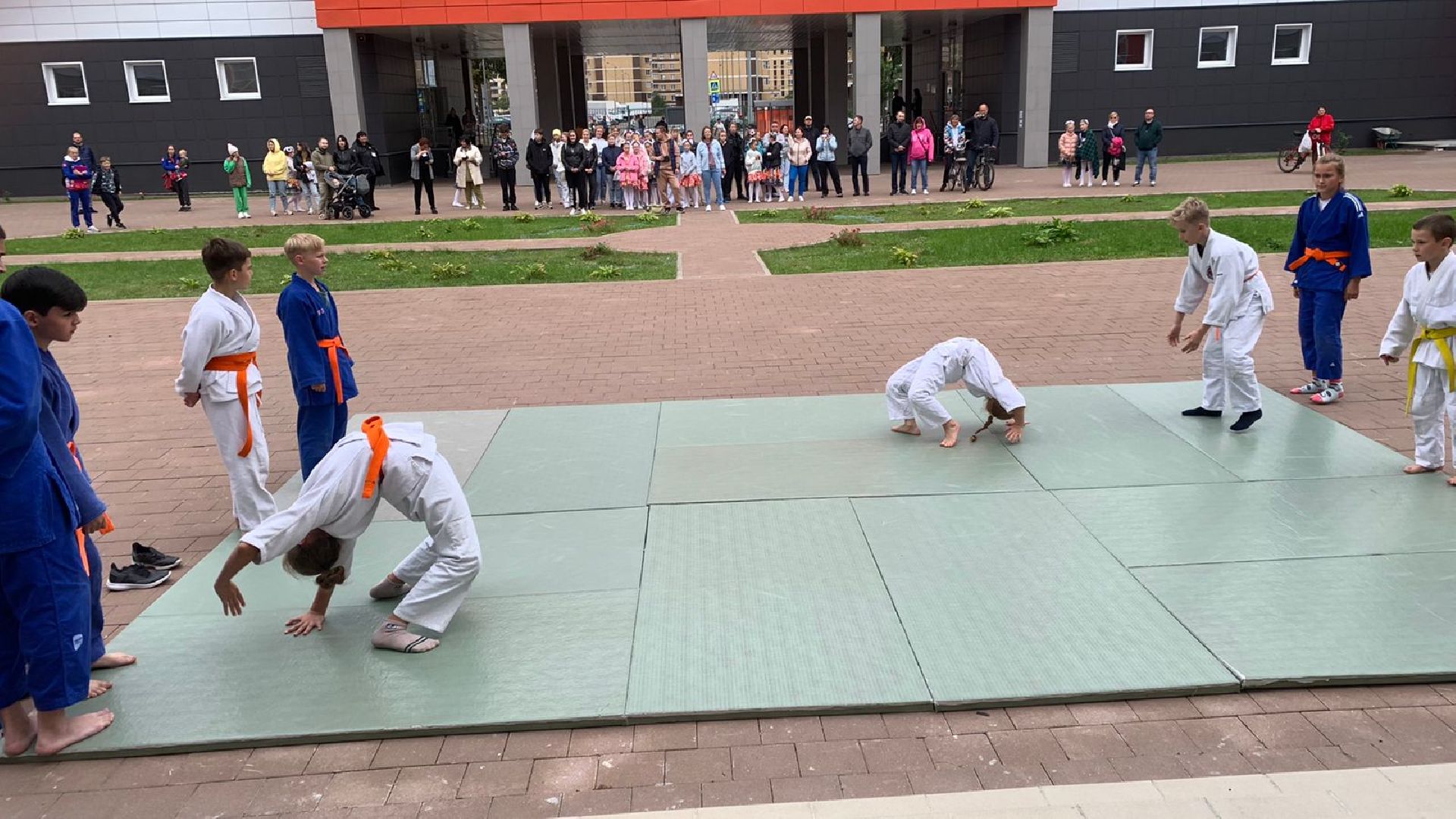 пушкино, голосование, выборы, концерт, дети,