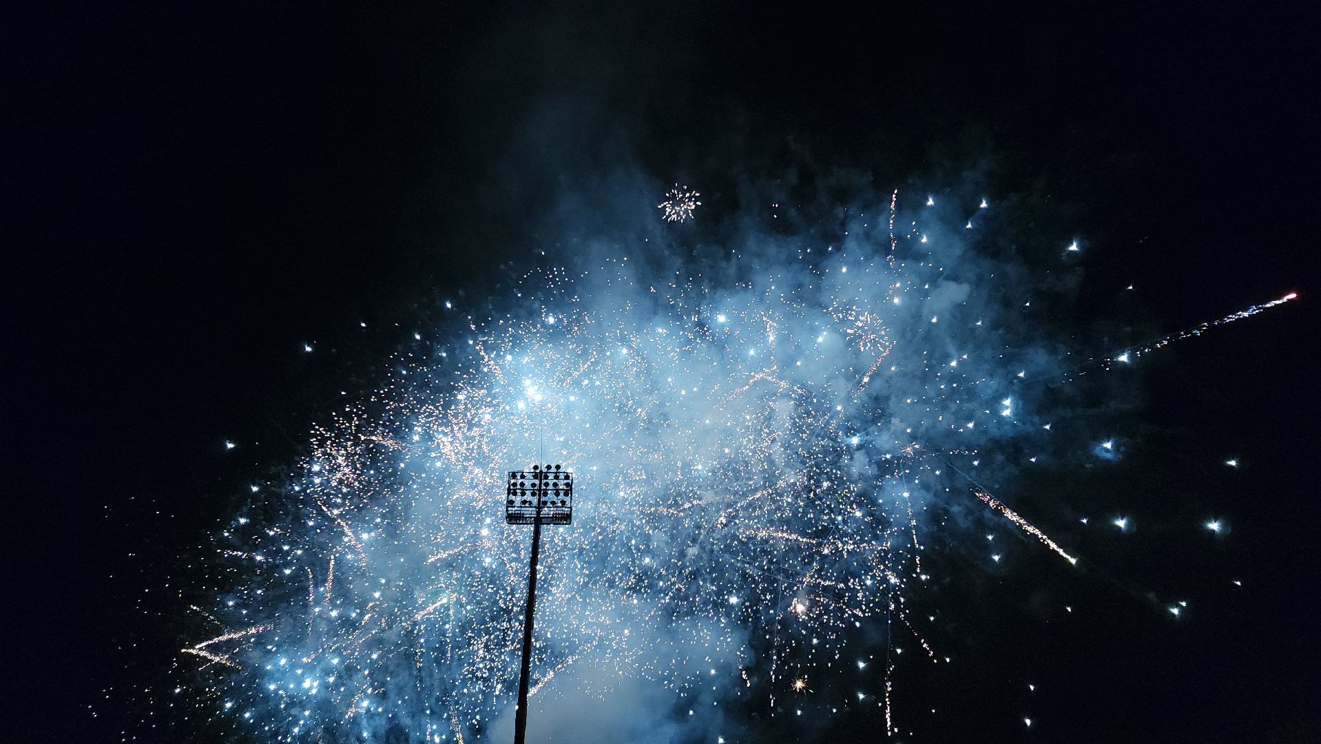 салют, день города,