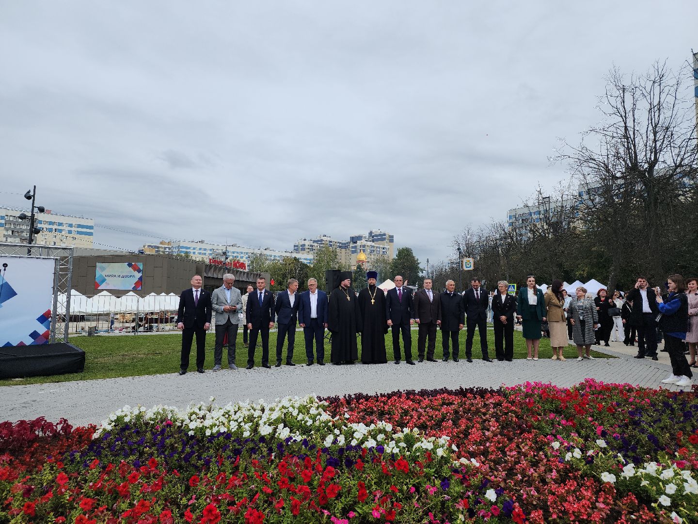 лауреаты премии ЛГО; видное; гордость округа; люди