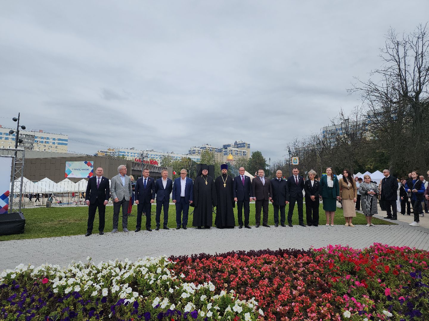 лауреаты премии ЛГО; видное; гордость округа; люди