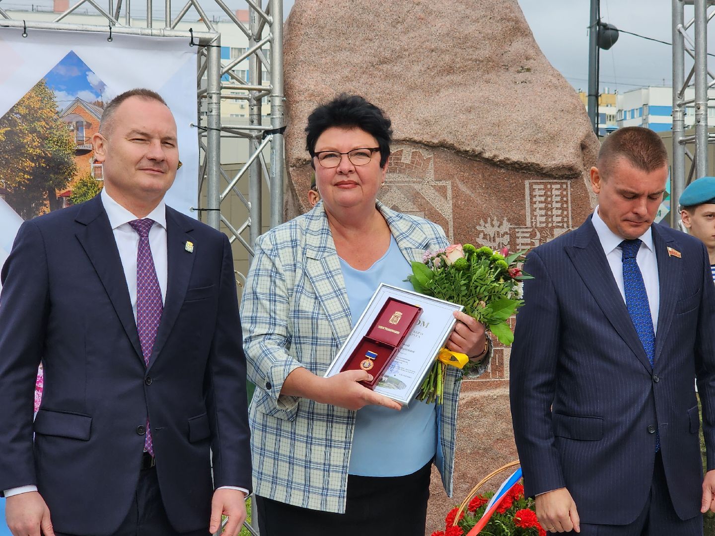 лауреаты премии ЛГО; видное; гордость округа; люди