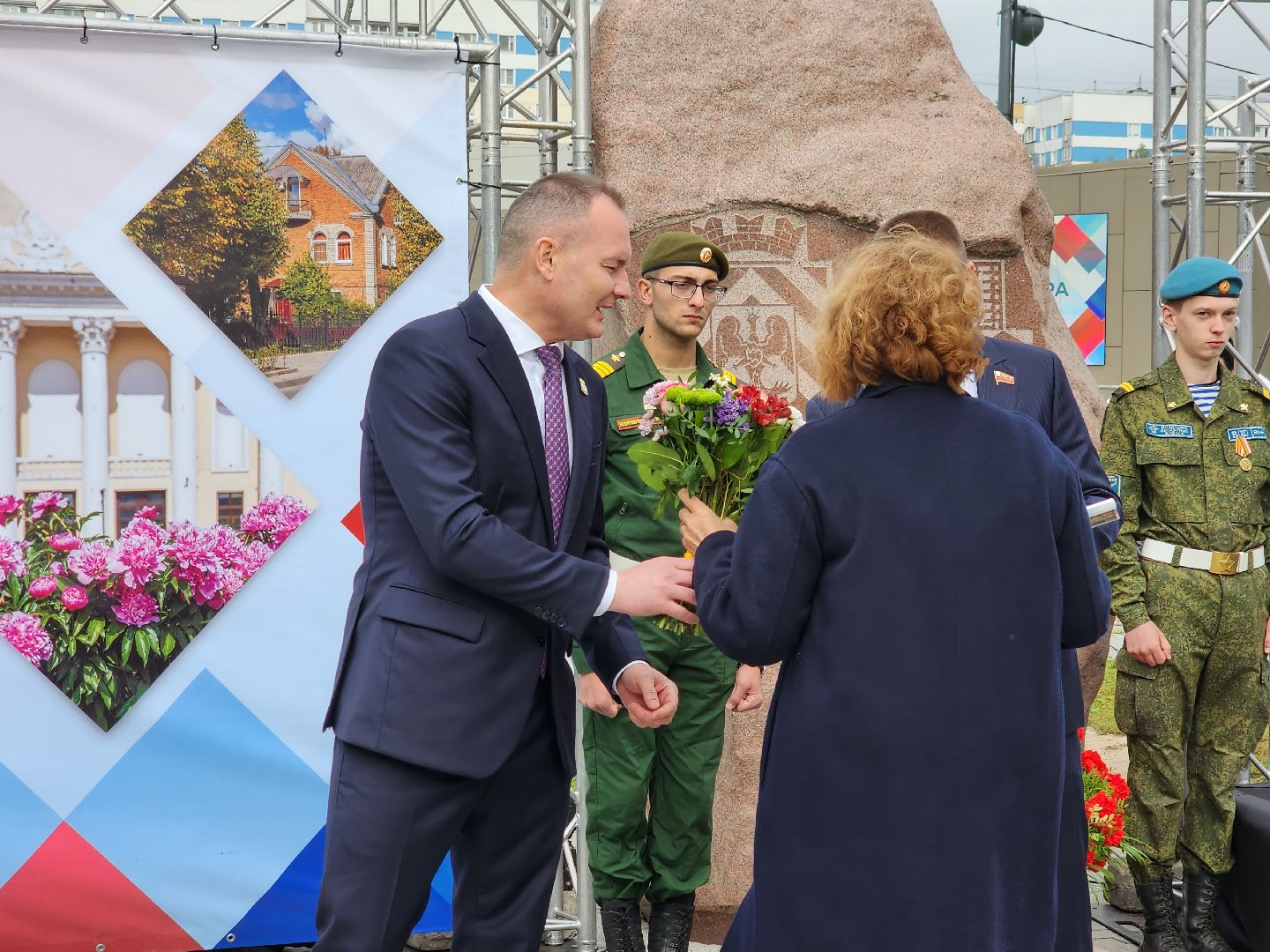 лауреаты премии ЛГО; видное; гордость округа; люди