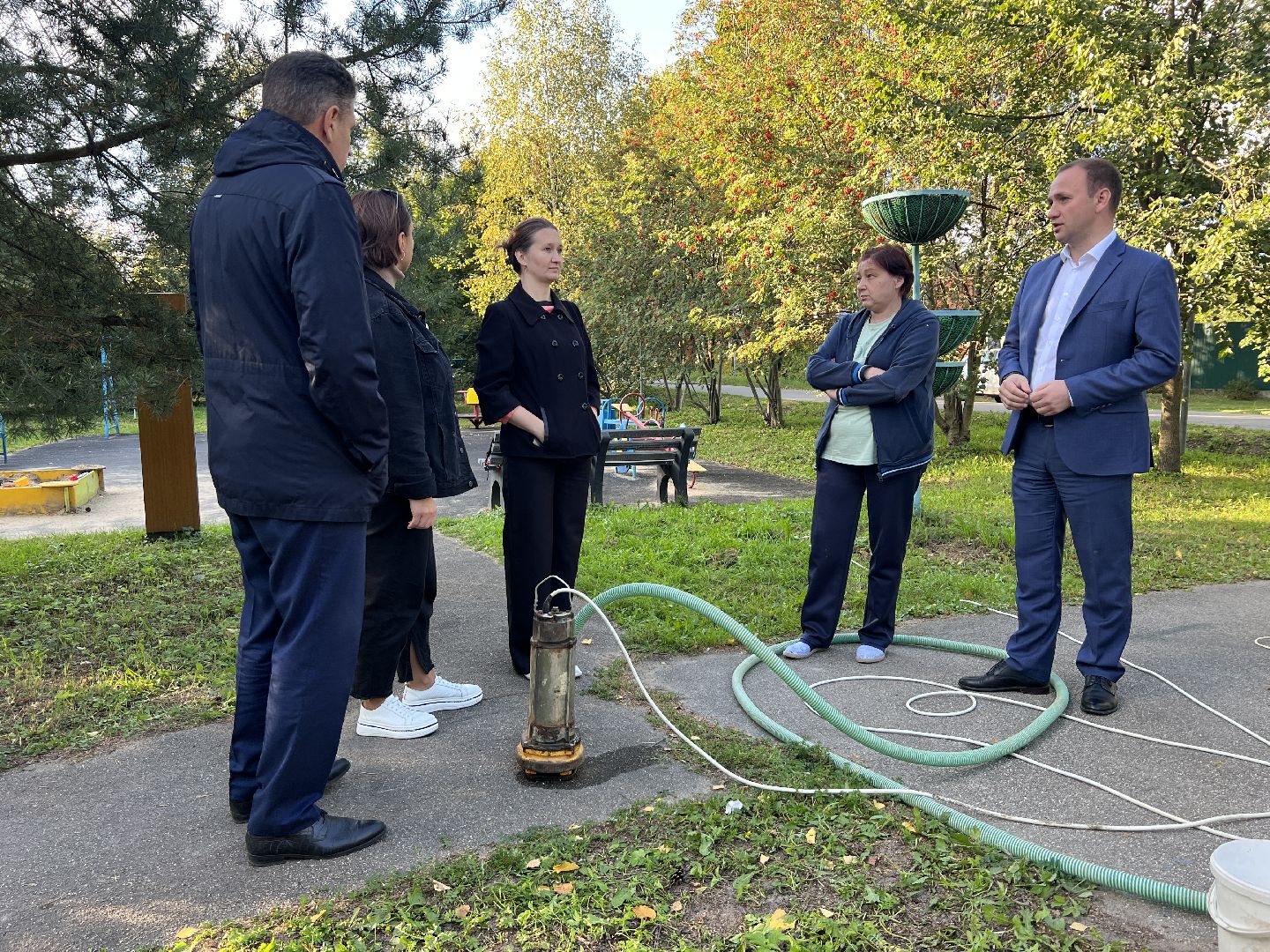 Химки, благоустройство, колодец