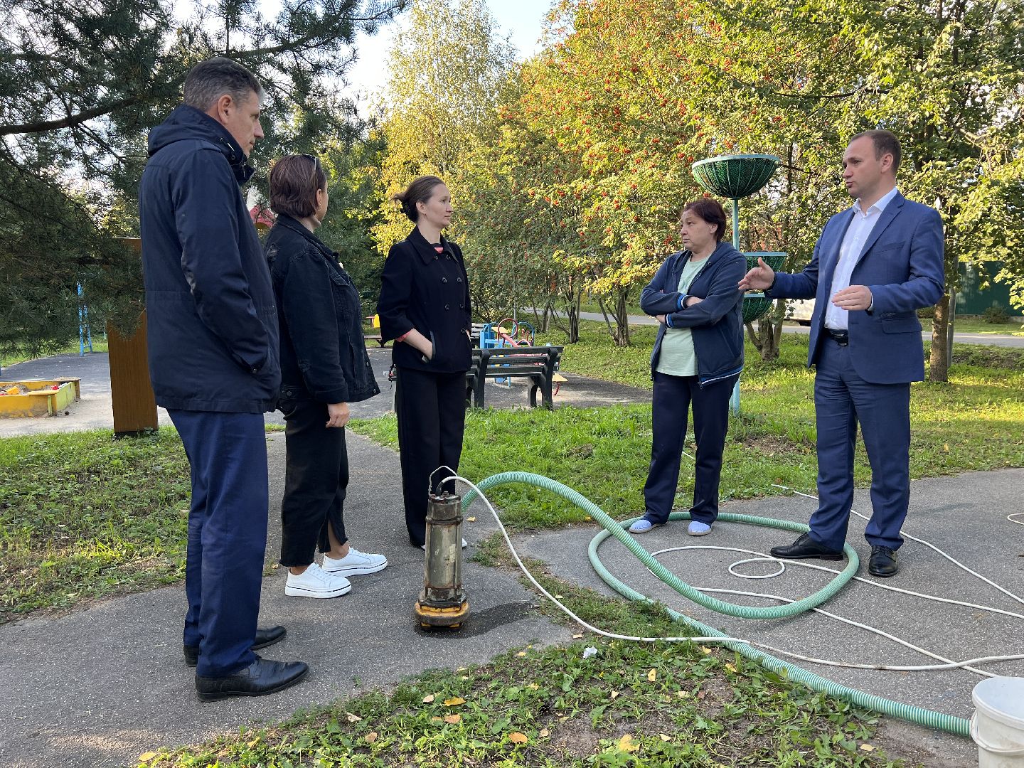 Химки, благоустройство, колодец