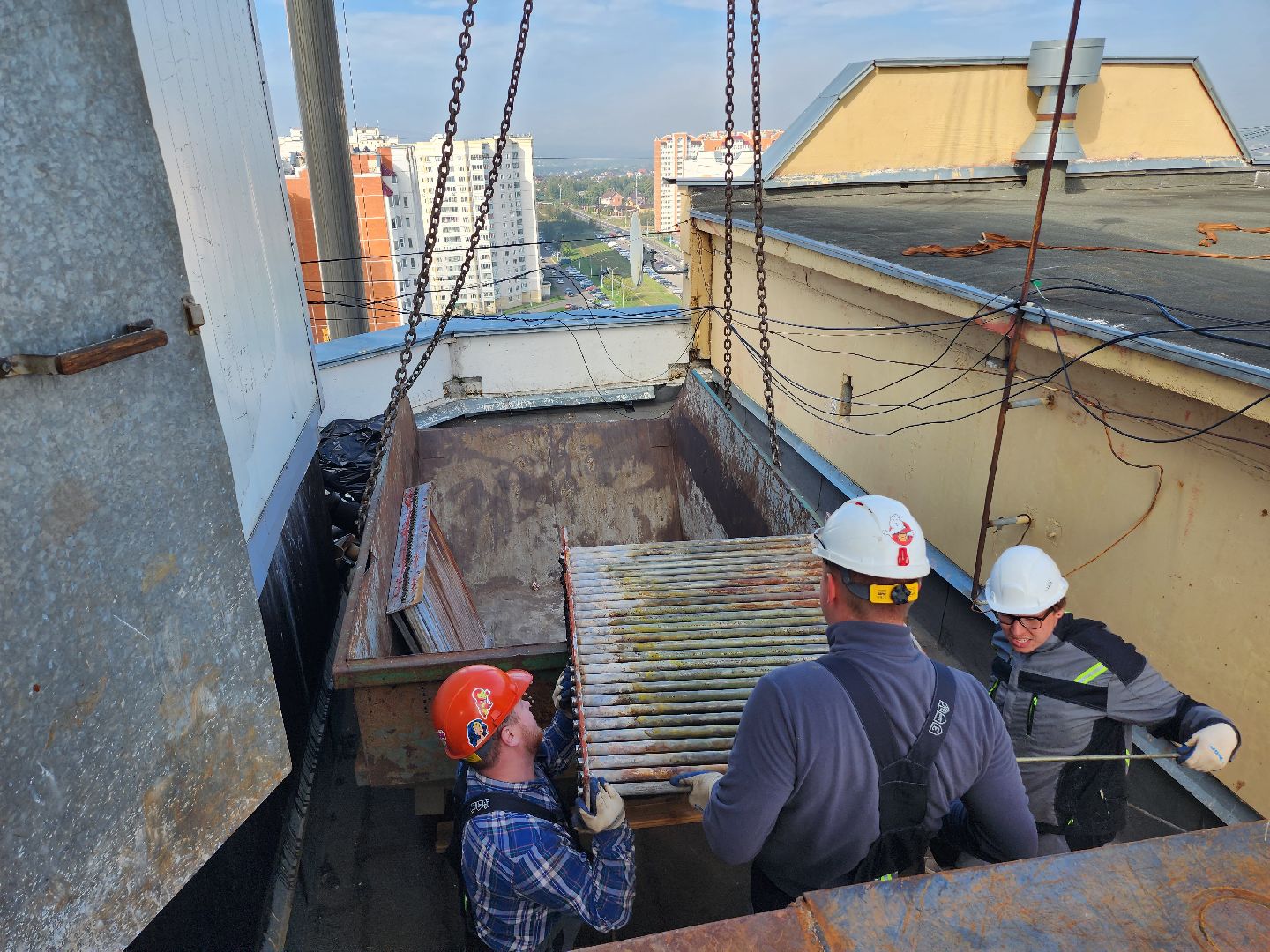 подъемный кран, котельная, серпухов, улица юбилейная, ивановские дворики, котельная на крыше,