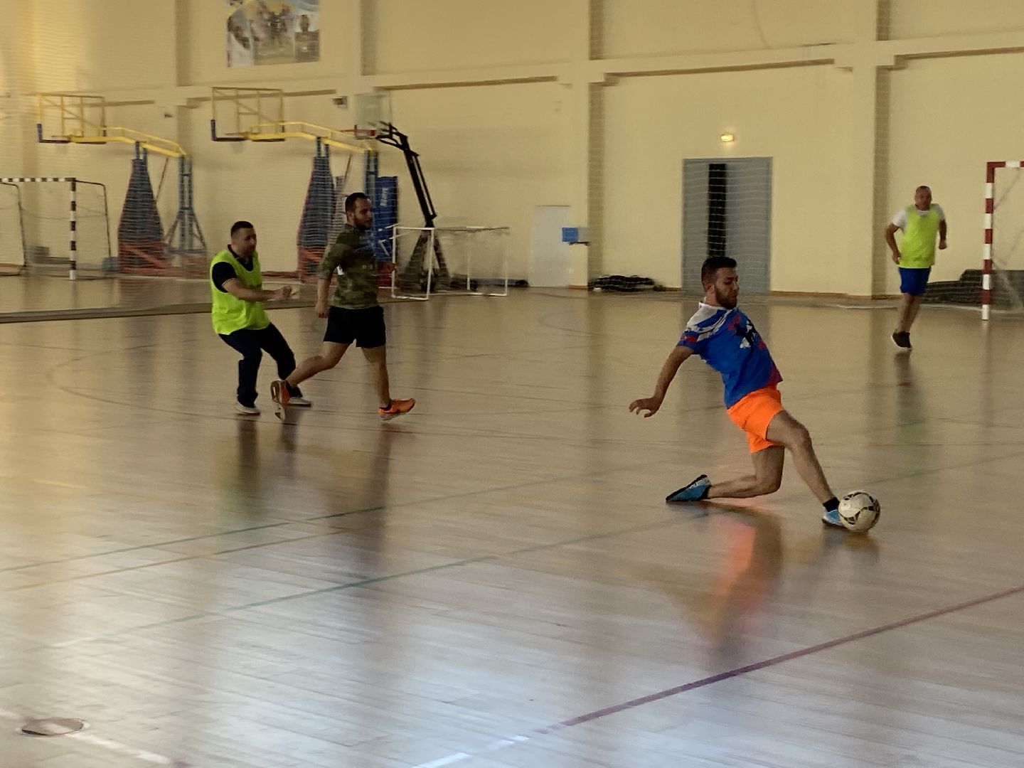 врачи, спорт, футбол, футбольная команда,