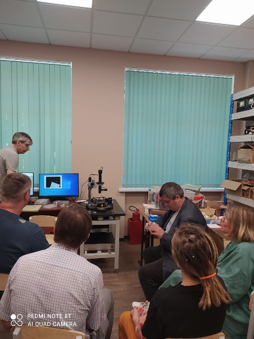 Долгопрудный, Физмат-лицей, грант, компьютеры, микроскоп