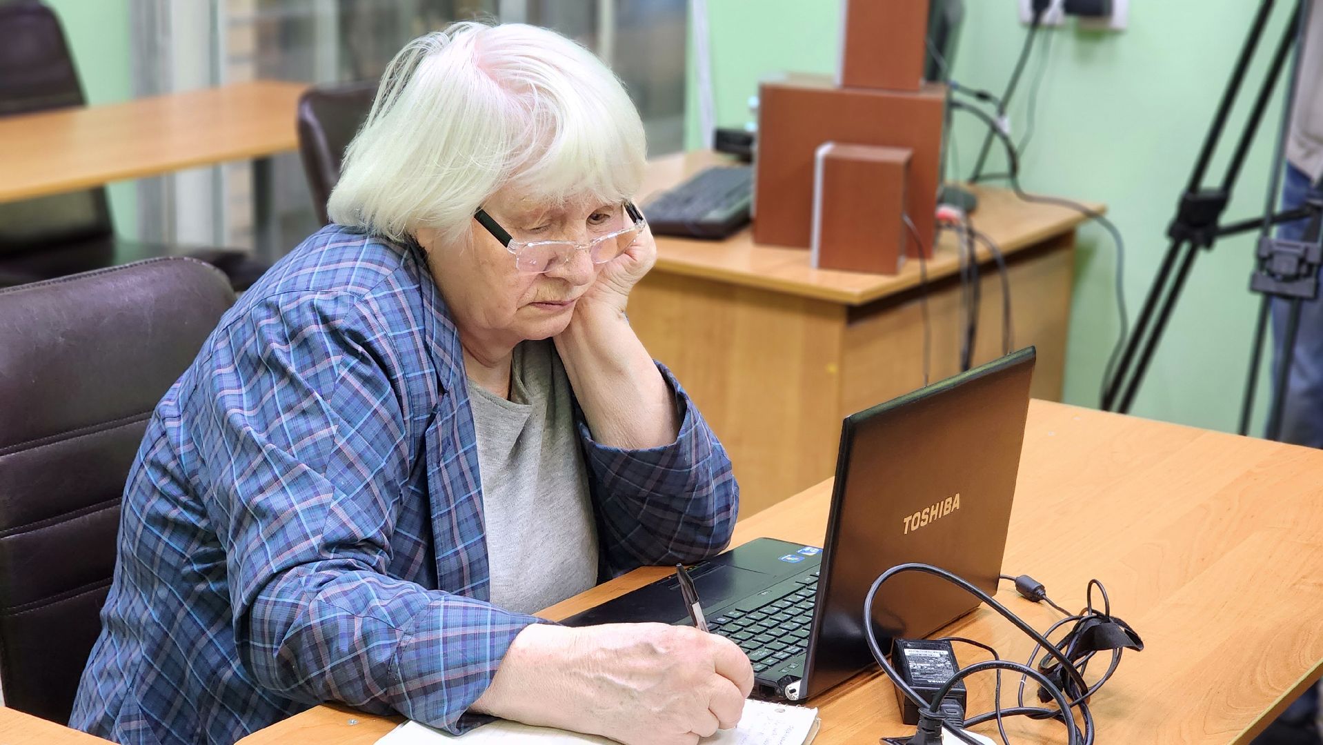 Активное долголетие, курсы компьютерной грамотности, пенсионеры, библиотека, образование, Протвино