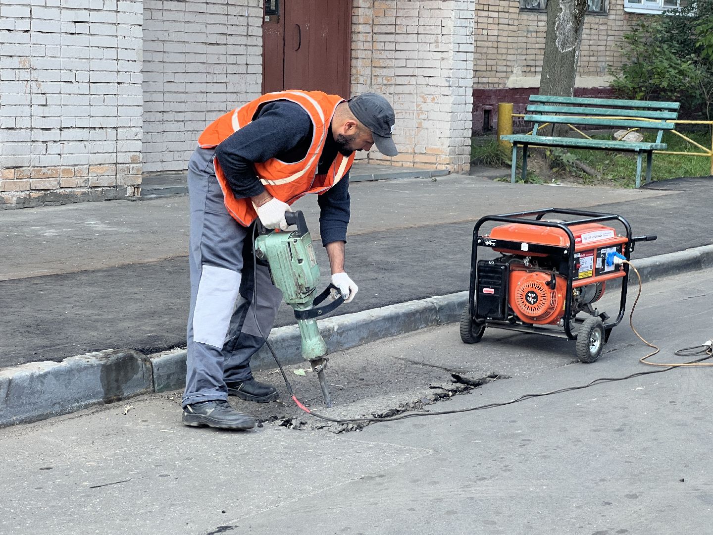 Химки, благоустройство, ямочный ремонт