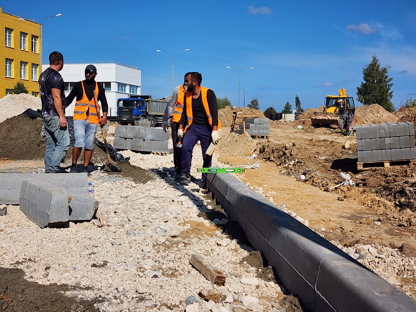 дороги, строительство дорог, серпухов, ивановские дворики, улица героев отечества, новая поликлиника, школа 18,