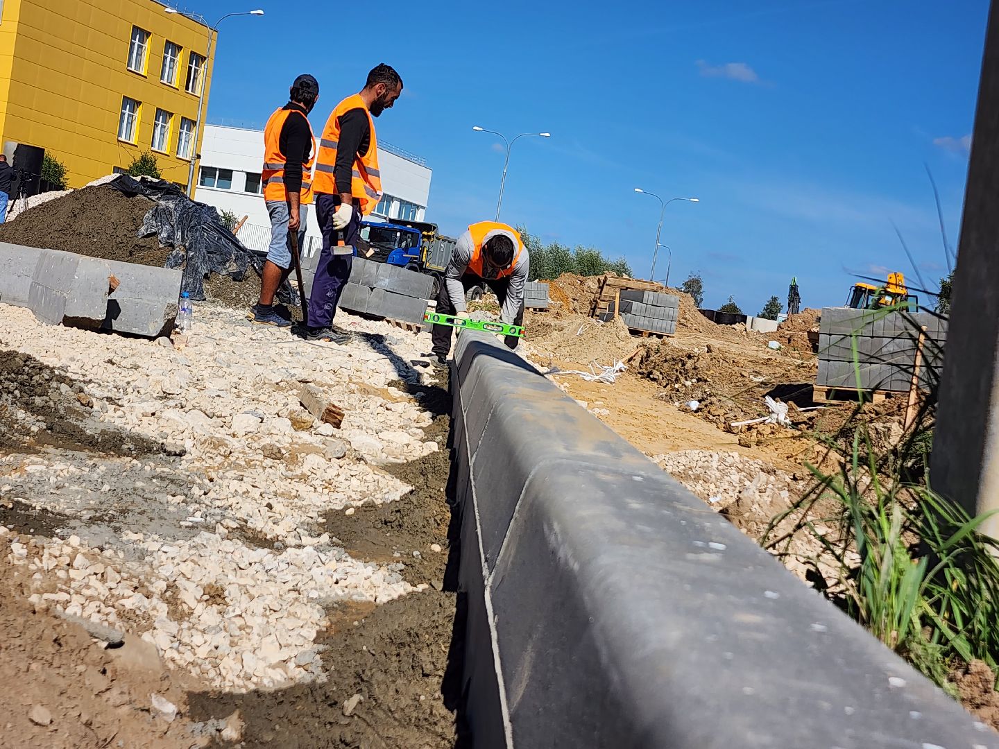 дороги, строительство дорог, серпухов, ивановские дворики, улица героев отечества, новая поликлиника, школа 18,